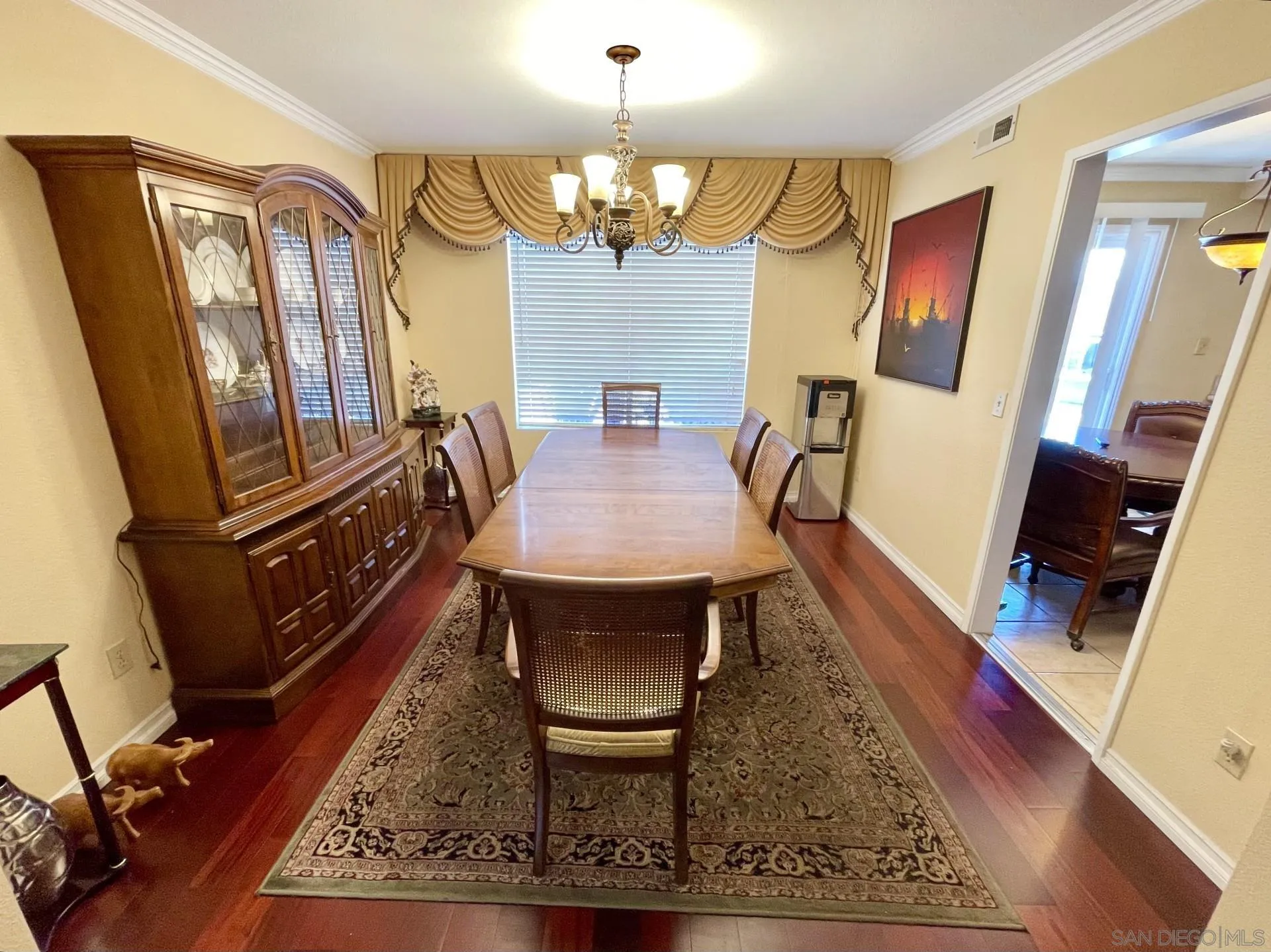 https://cdn.realtyfeed.com/cdn/127/260022088/0078418a4eba988ec836929902058958.webp