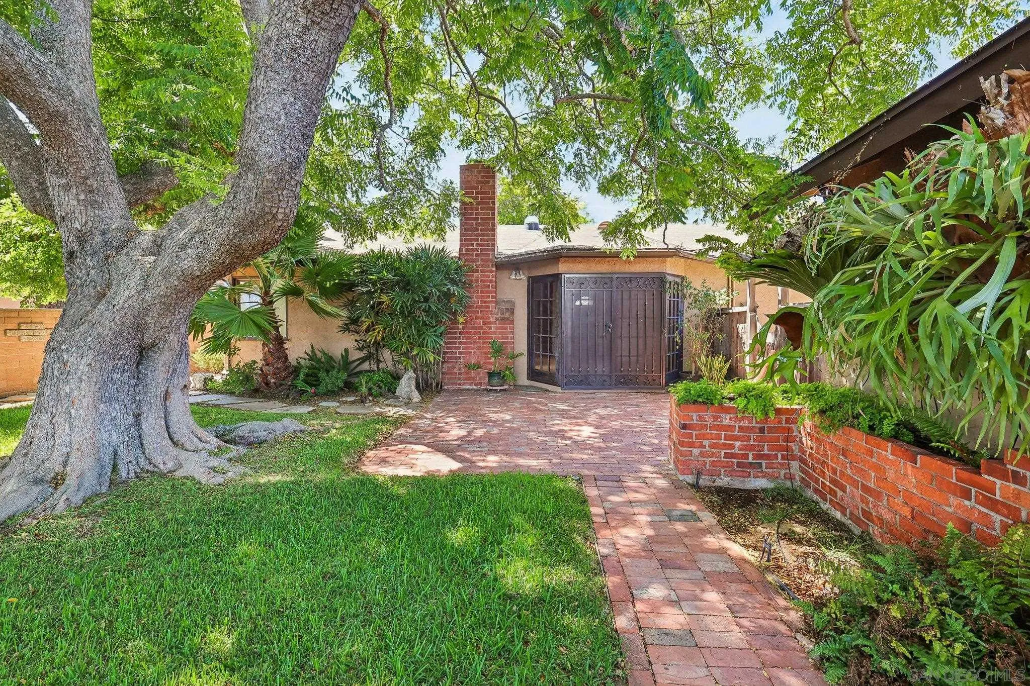 https://cdn.realtyfeed.com/cdn/127/260022090/07f1cb7b52e51291d6002c6a5751b5e2.webp
