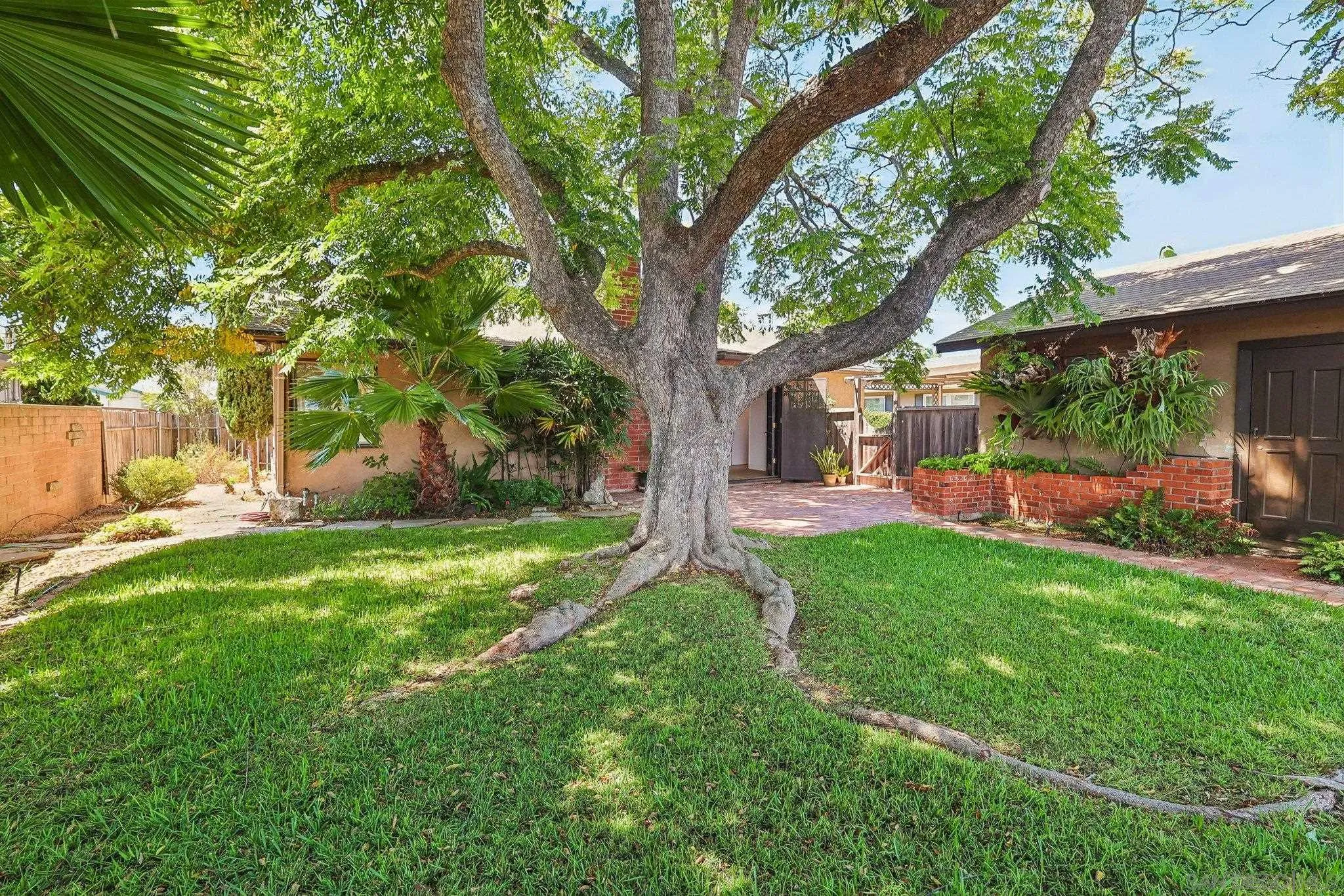https://cdn.realtyfeed.com/cdn/127/260022090/46a05e848e9254256ad6a7609b75d78d.webp