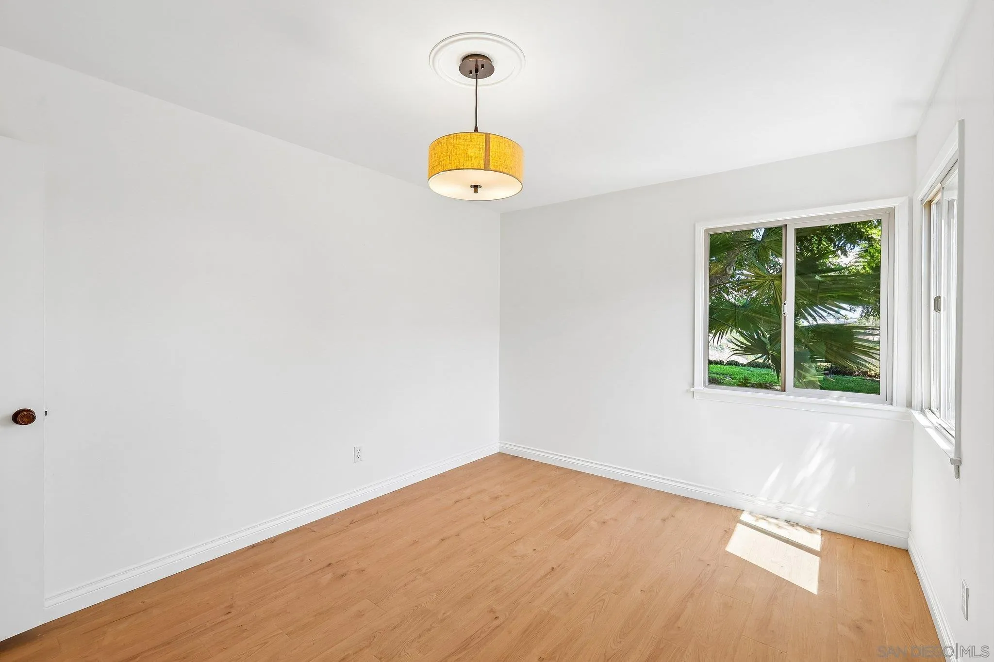 https://cdn.realtyfeed.com/cdn/127/260022090/67967ad3c1f7c119452b5d41e906f8d0.webp