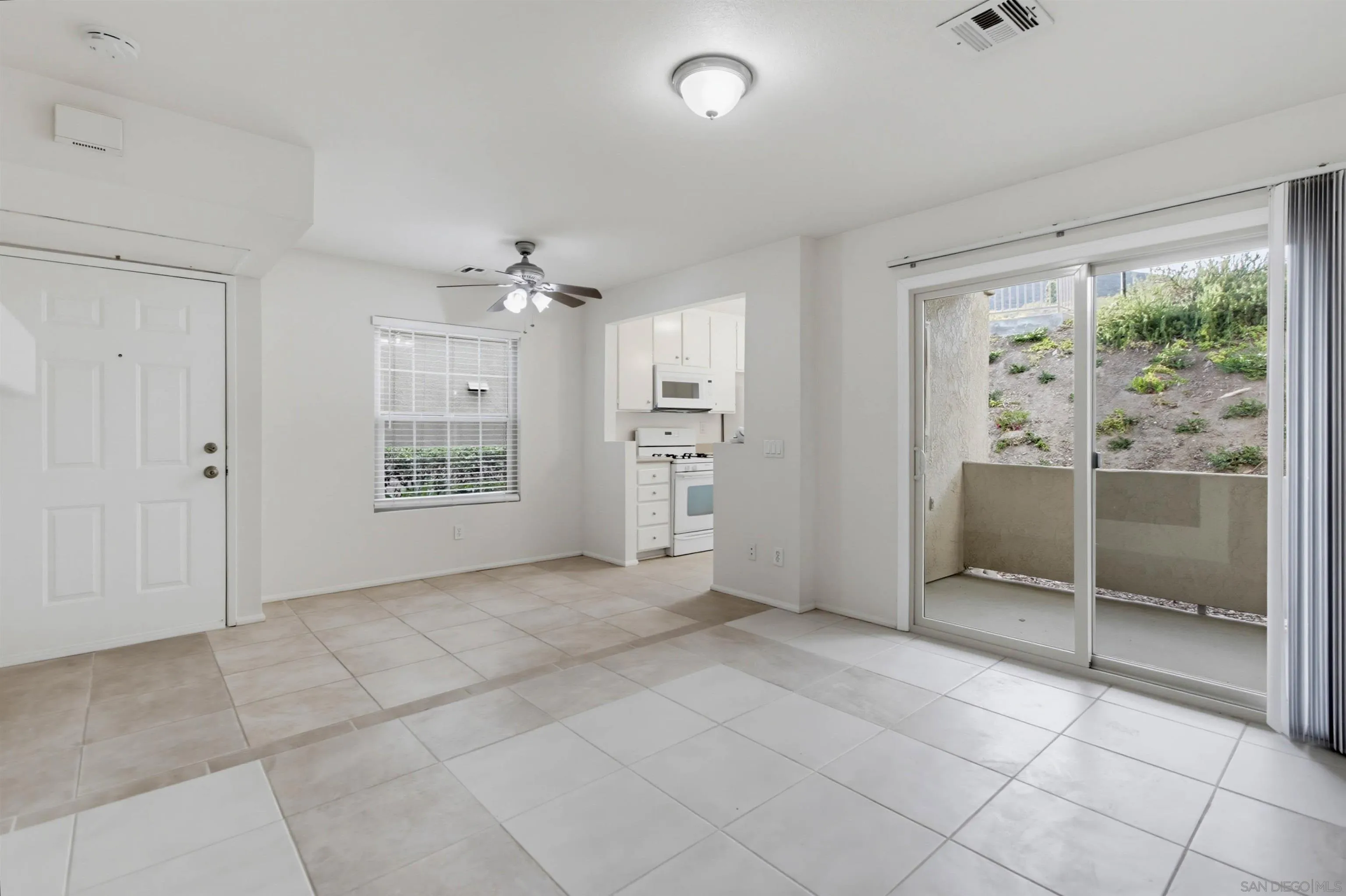 10303 Azuaga St. Unit 9, San Diego, CA 92129 - Photo 4 of 23, San Diego, CA