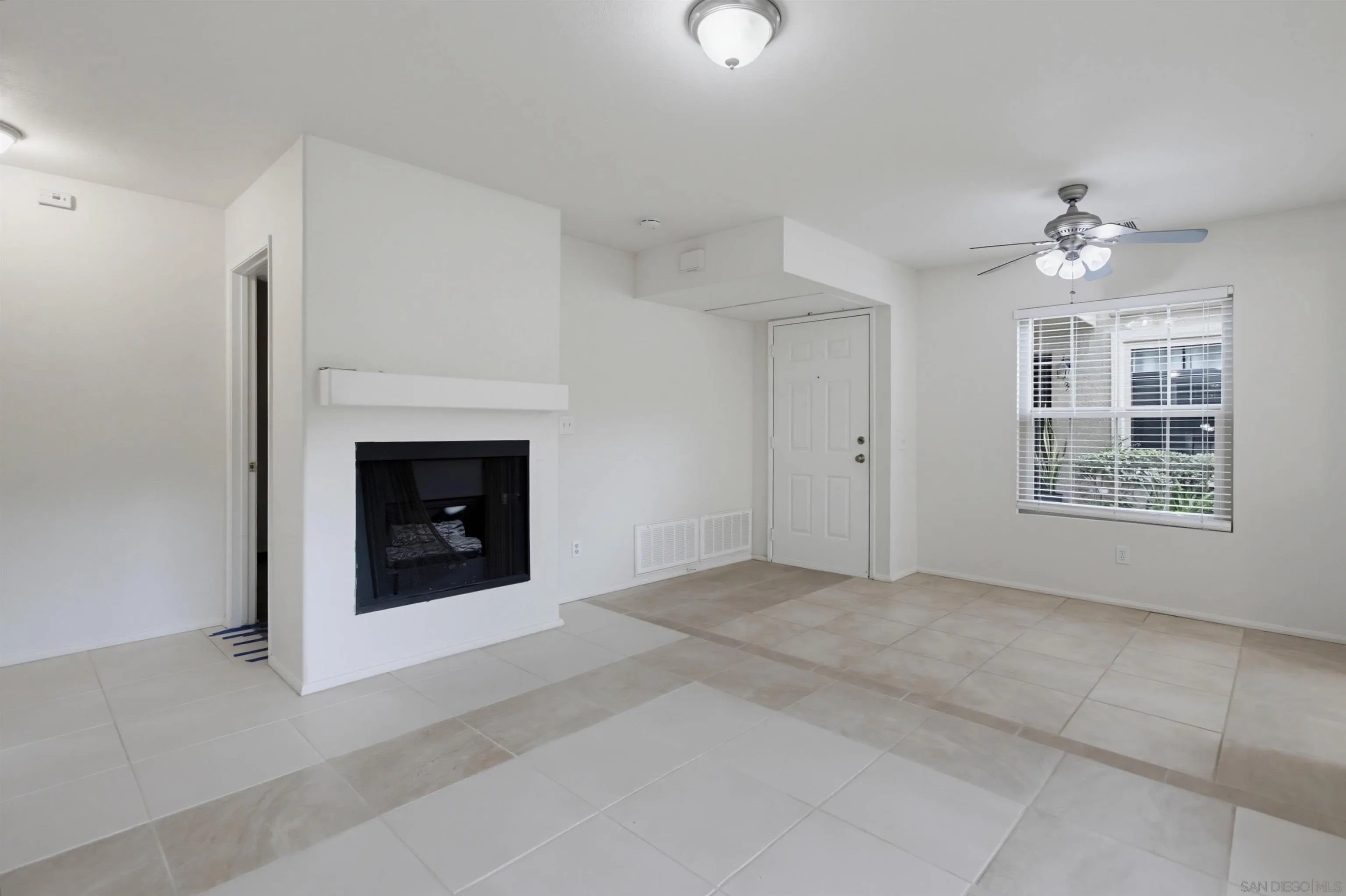 10303 Azuaga St. Unit 9, San Diego, CA 92129 - Photo 3 of 23, San Diego, CA