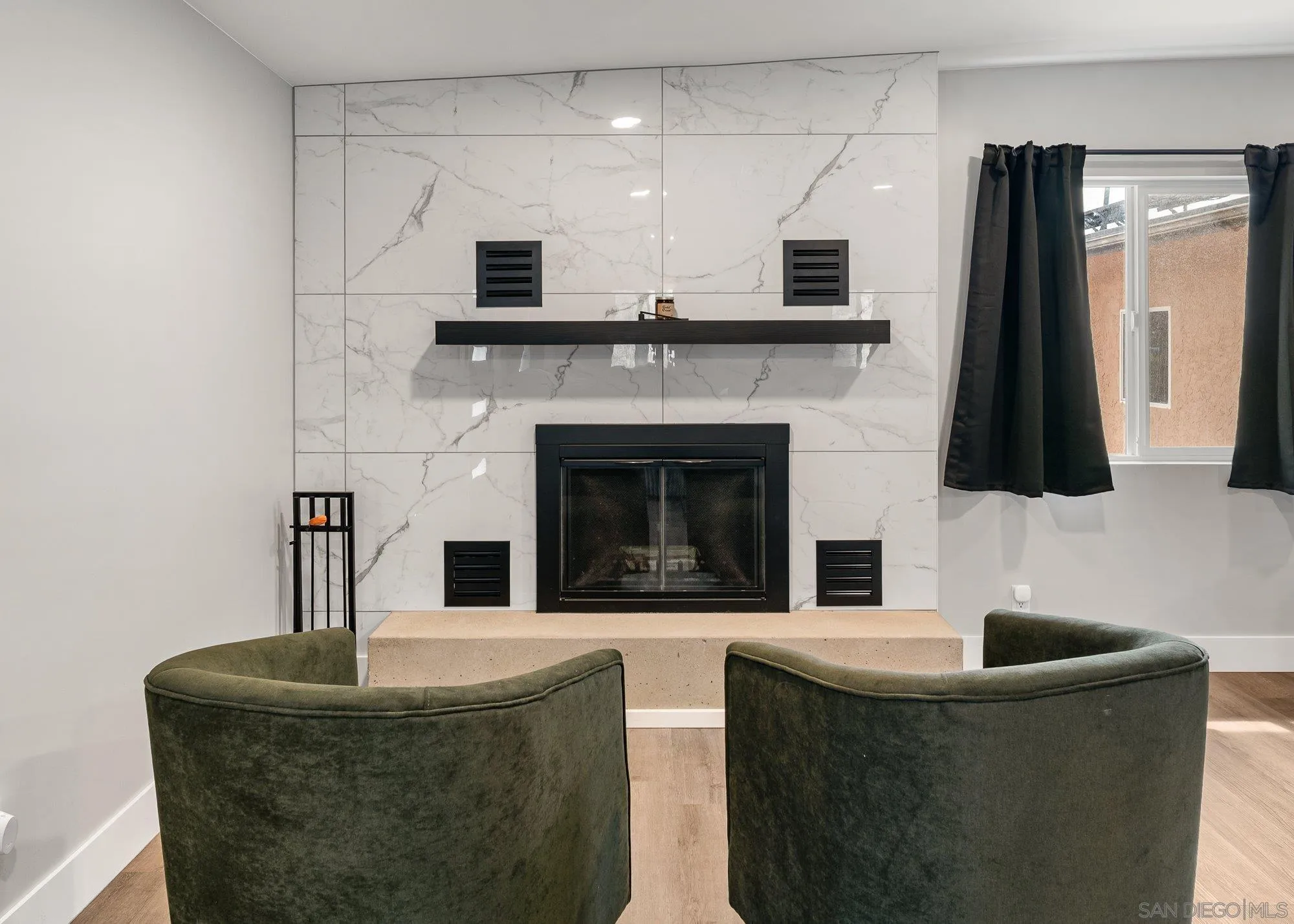 https://cdn.realtyfeed.com/cdn/127/260022098/729a28b36cf9517325d0039a67a70759.webp