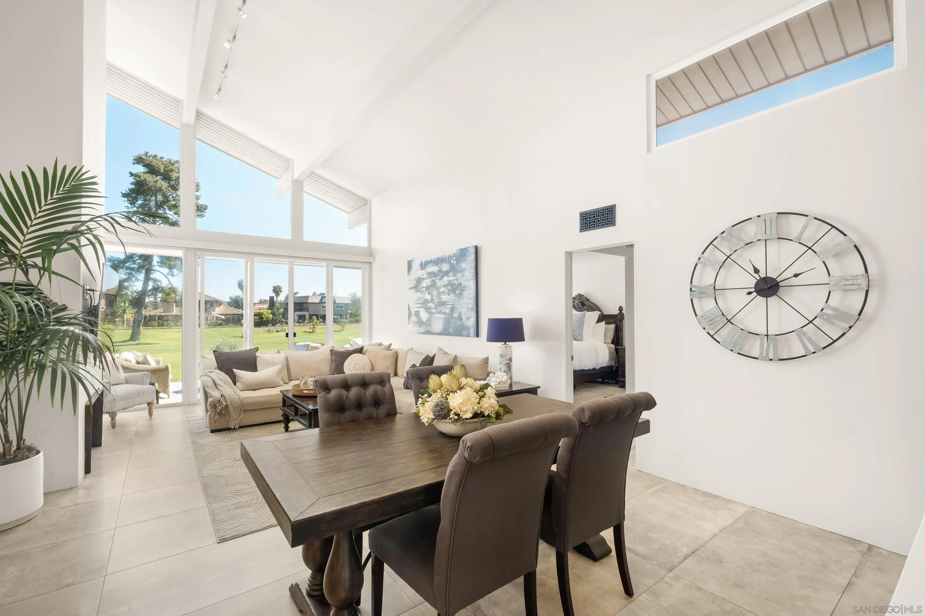 https://cdn.realtyfeed.com/cdn/127/260022103/8d3b4ded3489e854986fe740213cddb1.webp