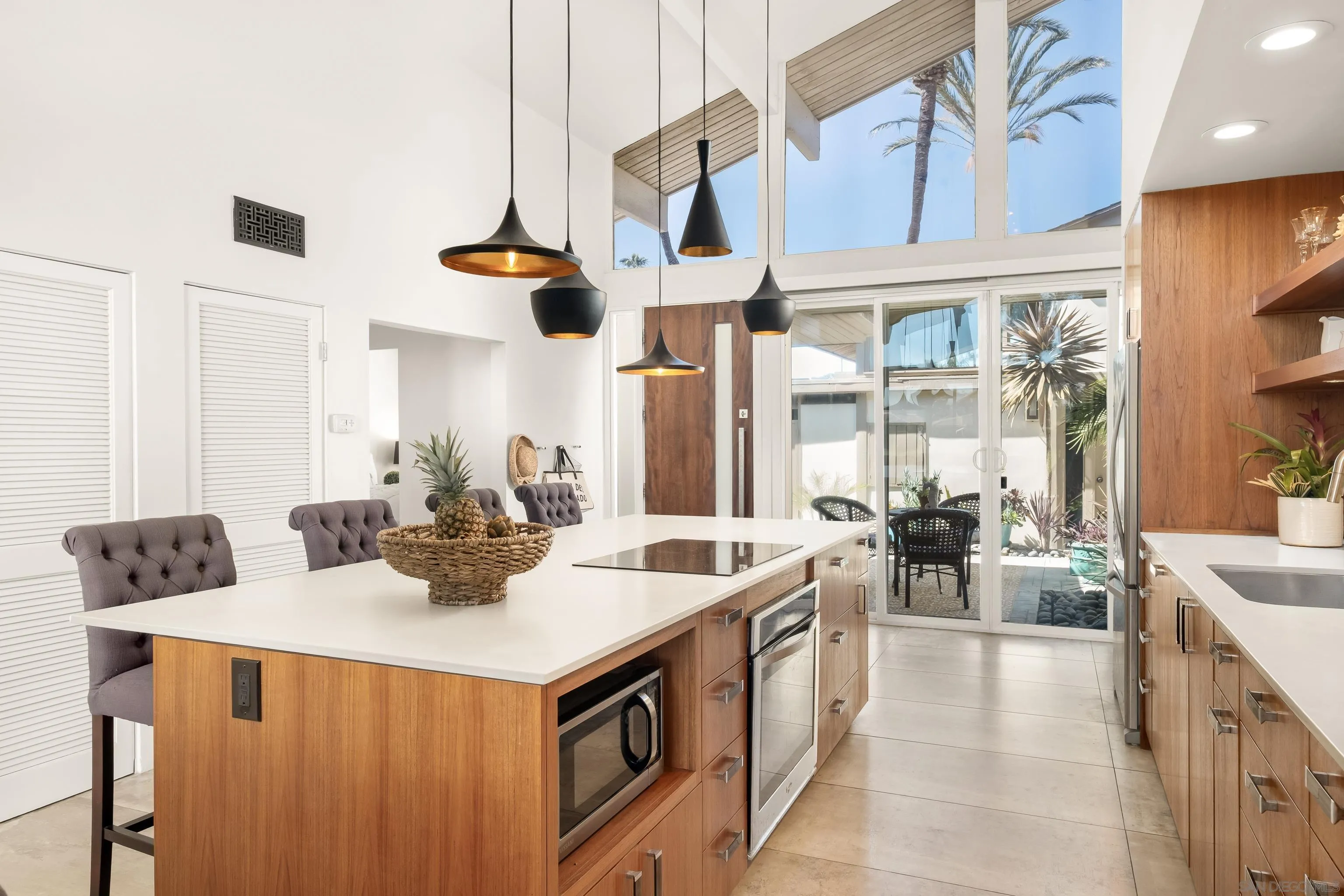 https://cdn.realtyfeed.com/cdn/127/260022103/ae4f9f5182e88afef93510fda4f75215.webp