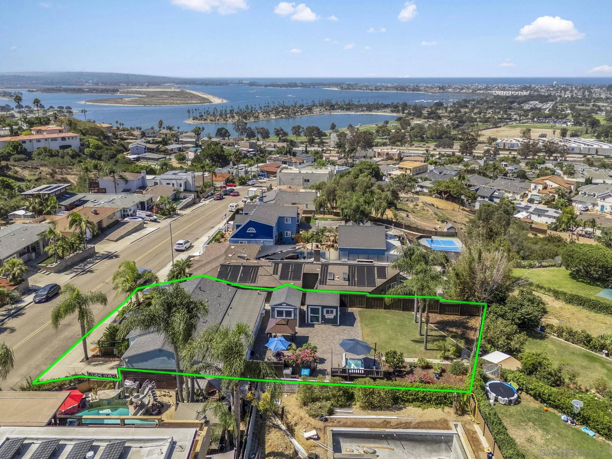 https://cdn.realtyfeed.com/cdn/127/260022106/4216679c0ed4eb549cce6383a177d570.webp