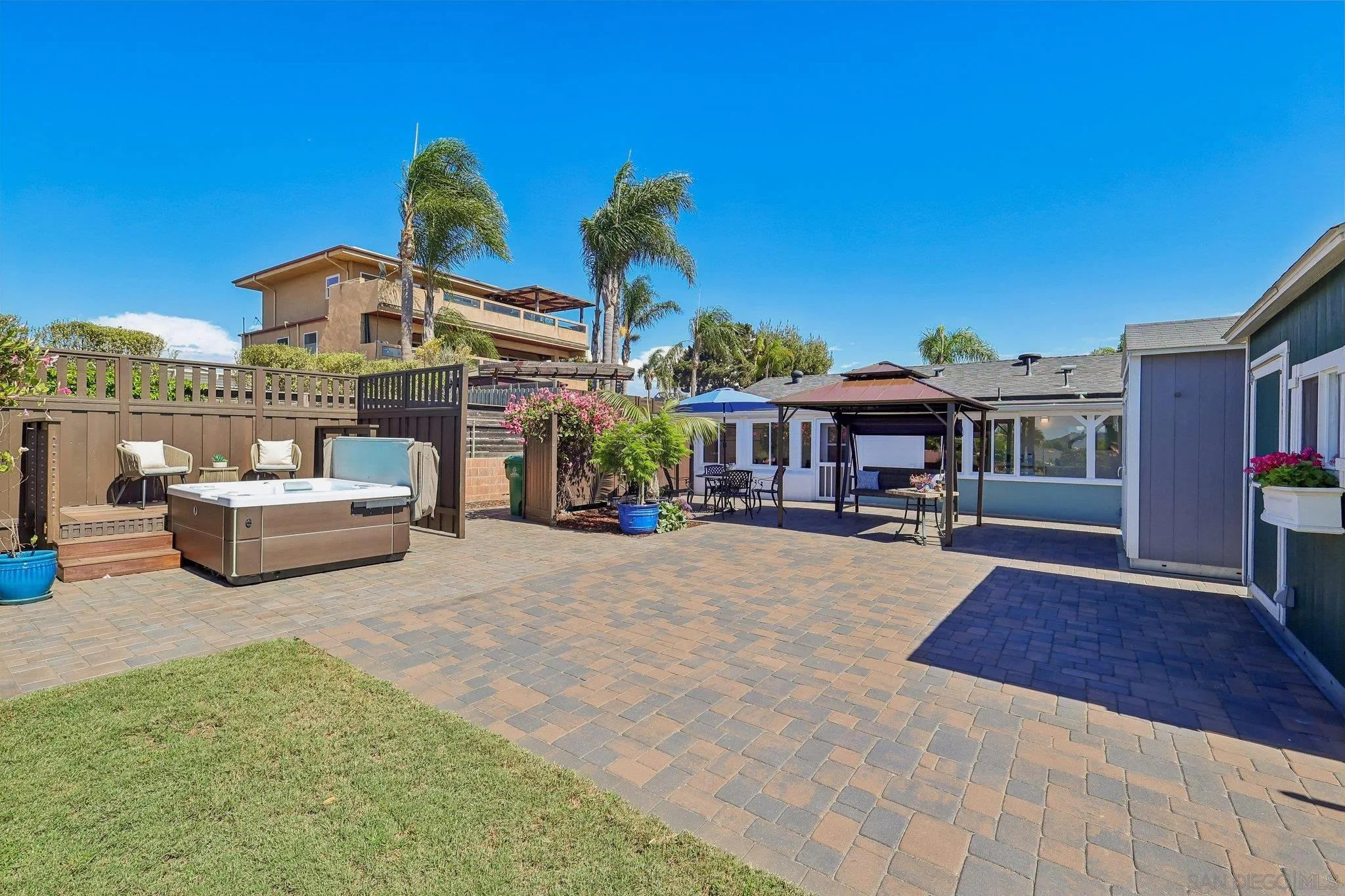 https://cdn.realtyfeed.com/cdn/127/260022106/8d6e0fb4335712f7c8c16f65bd144036.webp