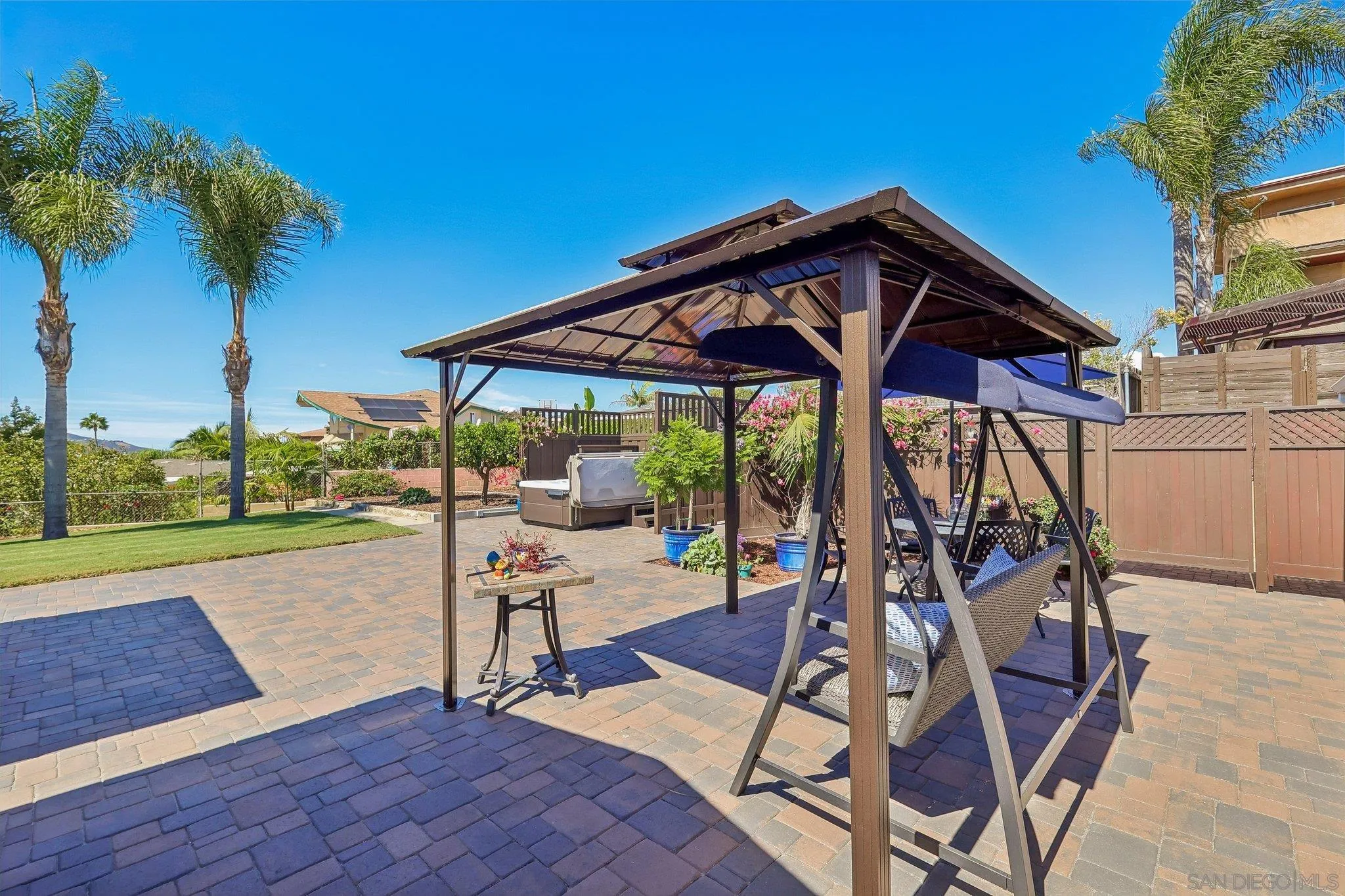 https://cdn.realtyfeed.com/cdn/127/260022106/8daae62f10943e7bd3afbeb0f9f69a63.webp
