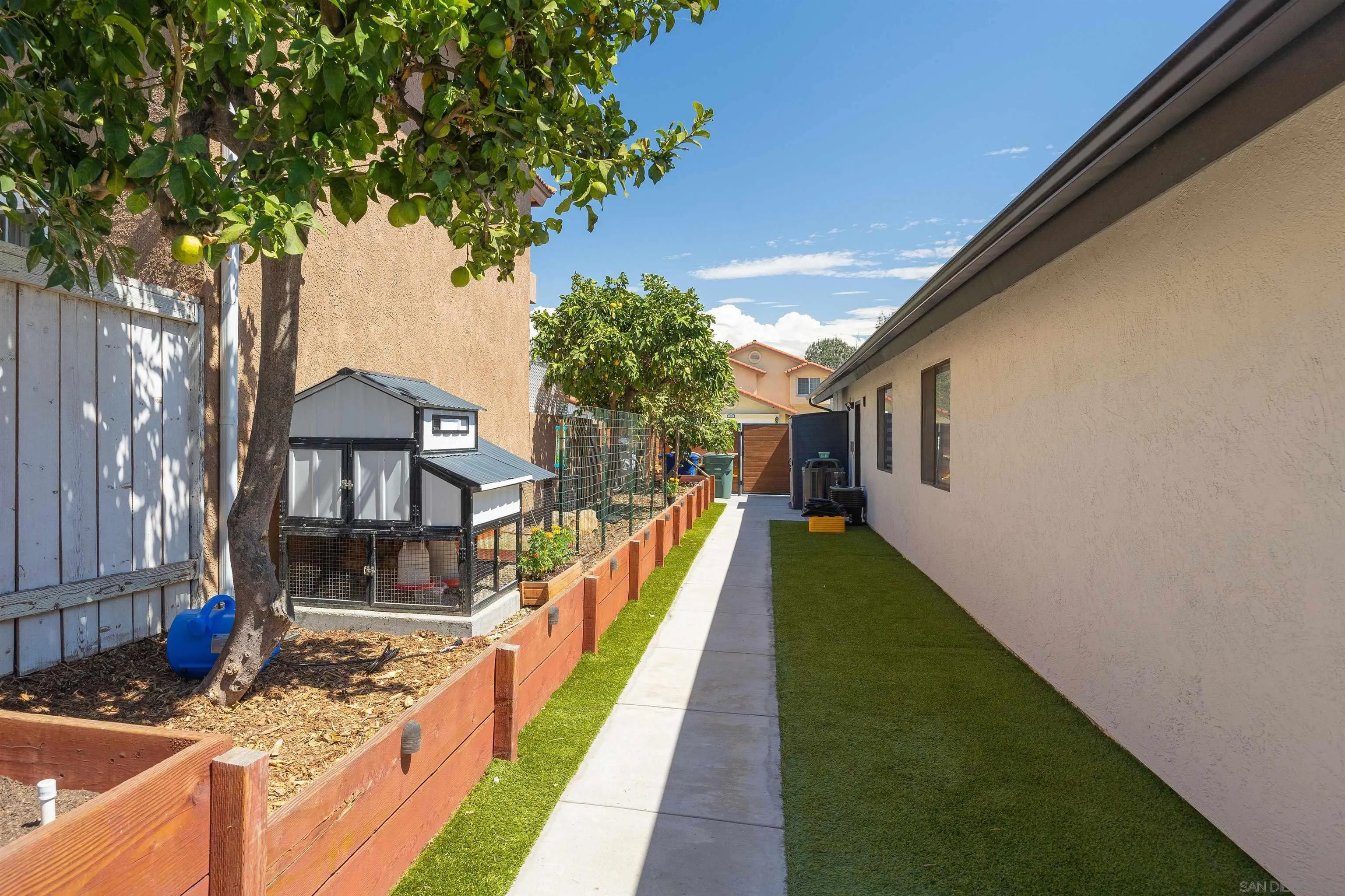 https://cdn.realtyfeed.com/cdn/127/260022113/529f120f462f0460c647f88611bd16a2.webp