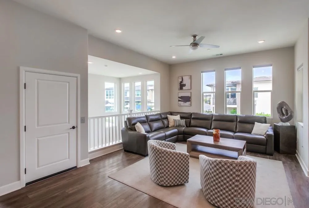 https://cdn.realtyfeed.com/cdn/127/260022116/565bc495c2af9fb182dcd4ec4f35bcee.webp