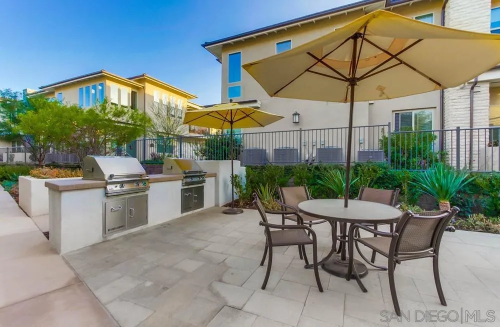 https://cdn.realtyfeed.com/cdn/127/260022116/ed0cc3dba43f4bf8193e845b1f5480f1.webp