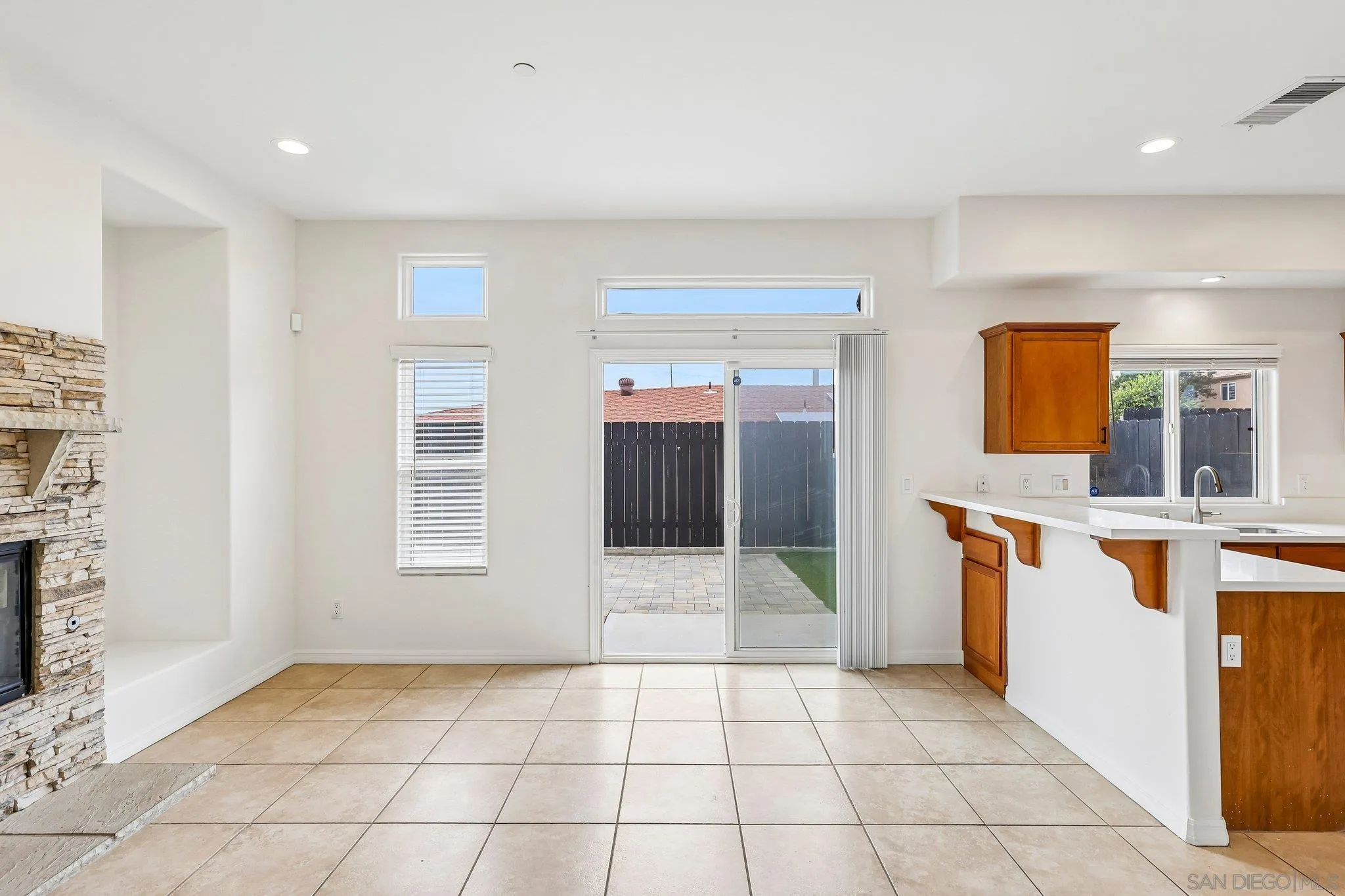 https://cdn.realtyfeed.com/cdn/127/260022121/07ca84869aa3dbf03a6def5e23b47011.webp