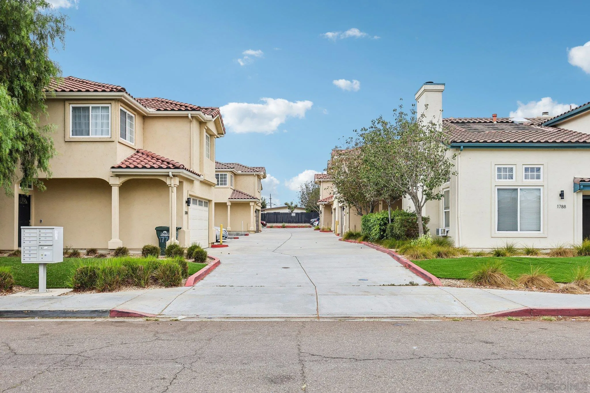 https://cdn.realtyfeed.com/cdn/127/260022121/661875c35a76a564cb11dd397769cf24.webp