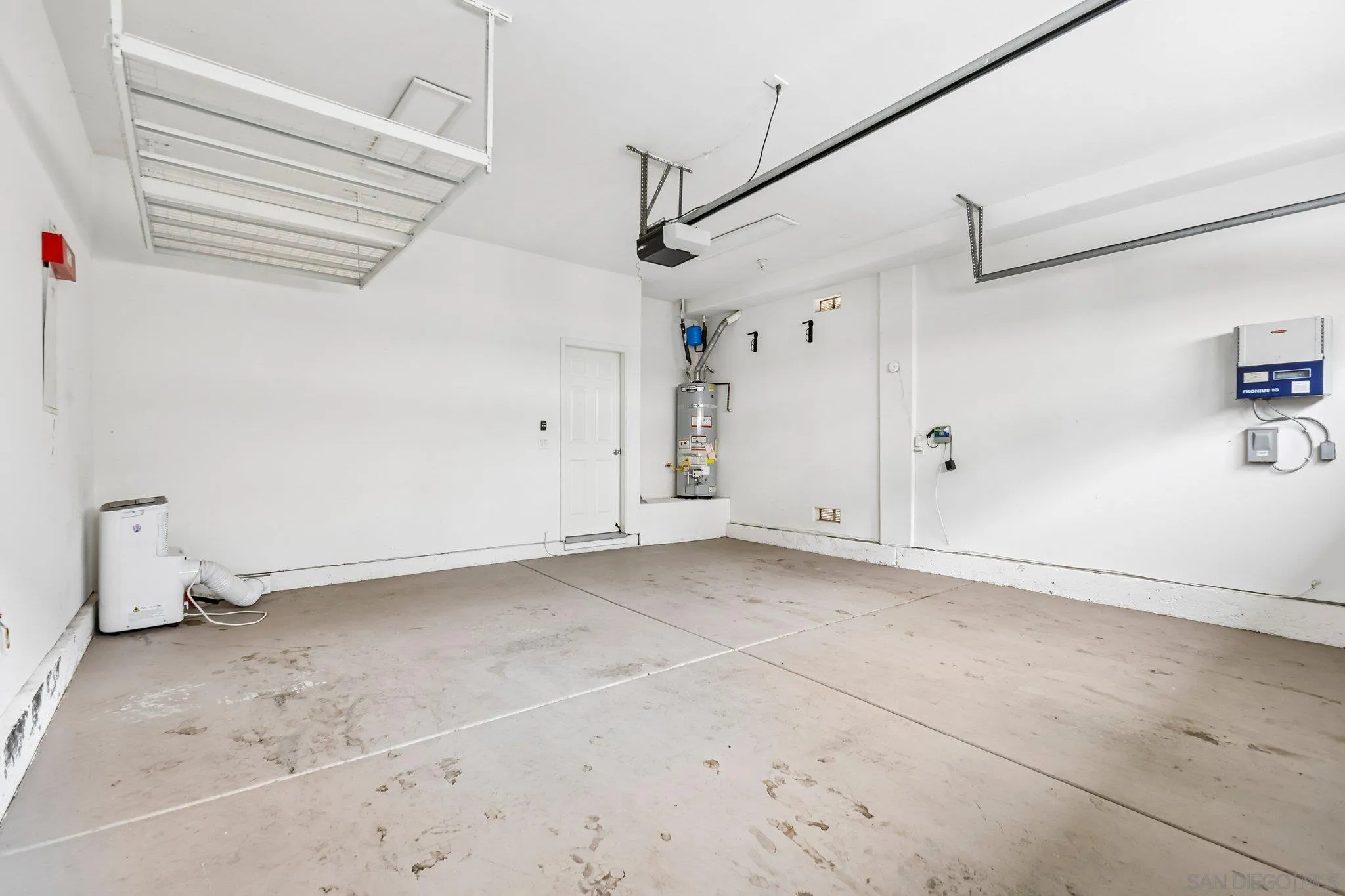 https://cdn.realtyfeed.com/cdn/127/260022121/b221799d043cc66dadaa68f6bf188987.webp