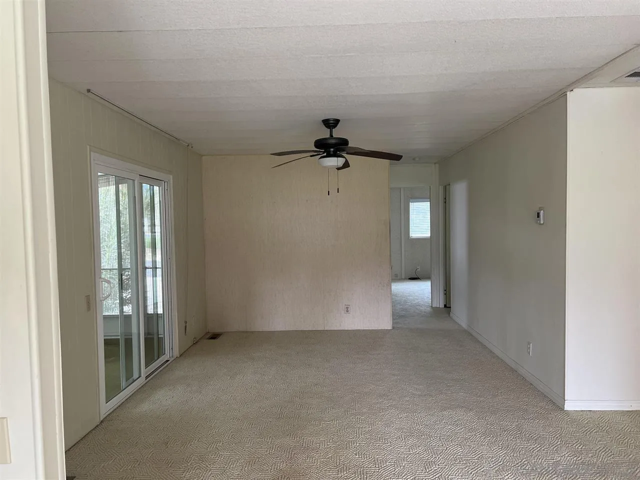 https://cdn.realtyfeed.com/cdn/127/260022123/4acaa7364bc21c1ca513dfc3693ea1ed.webp