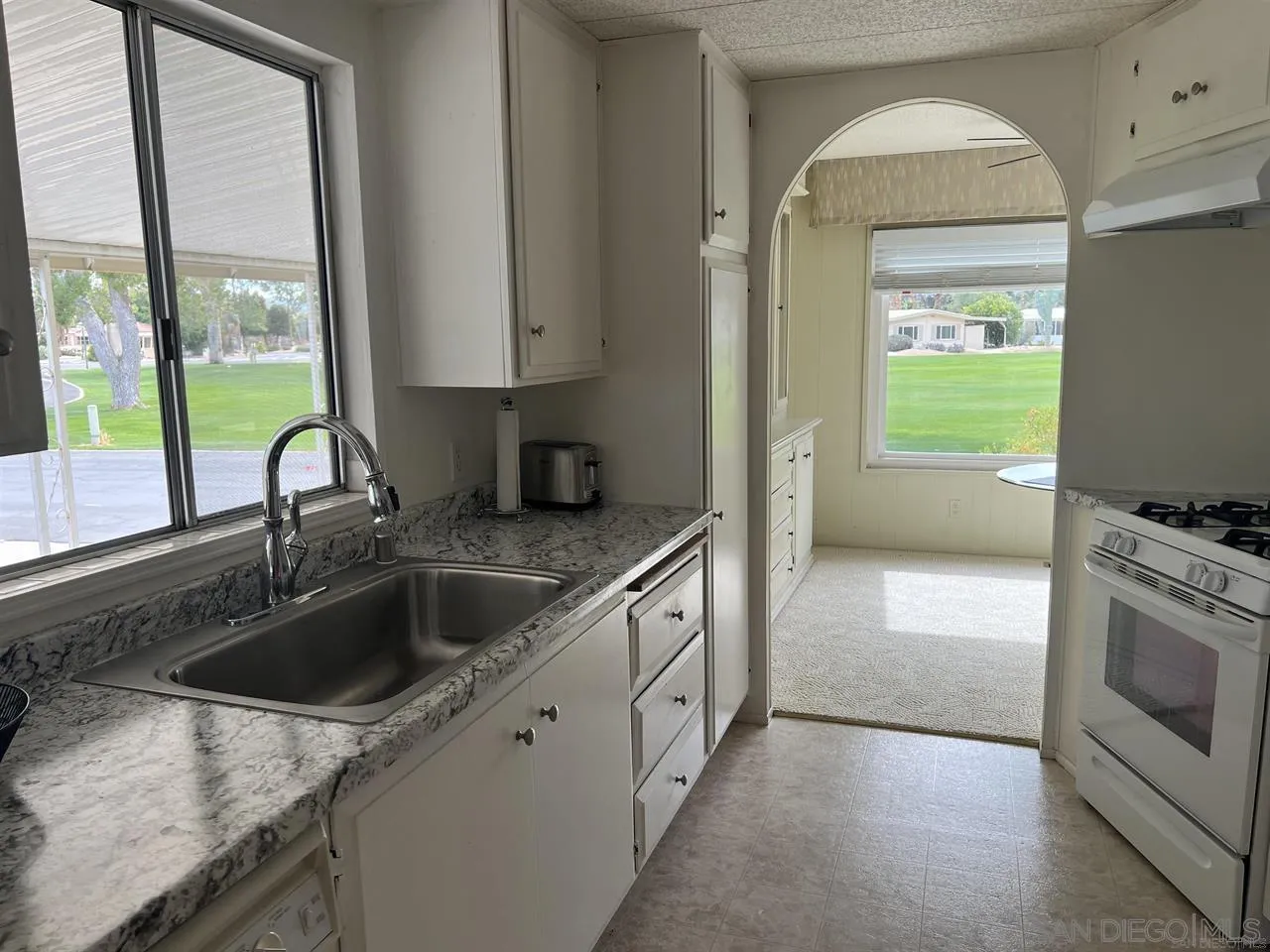 https://cdn.realtyfeed.com/cdn/127/260022123/c9f42f3c810d0dbd48e16bcfed479a2e.webp