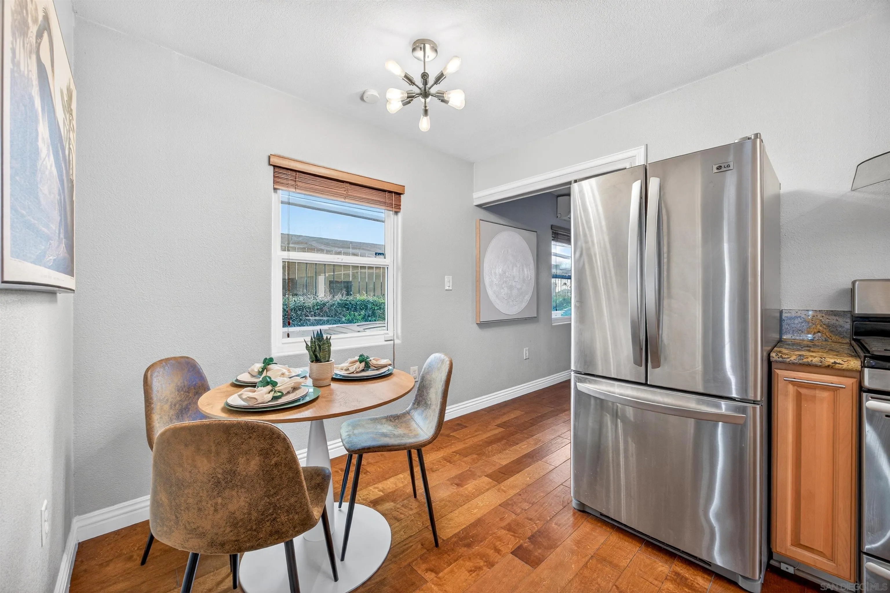 https://cdn.realtyfeed.com/cdn/127/260022125/2acf5506cf095870df3105e41c43cbdc.webp