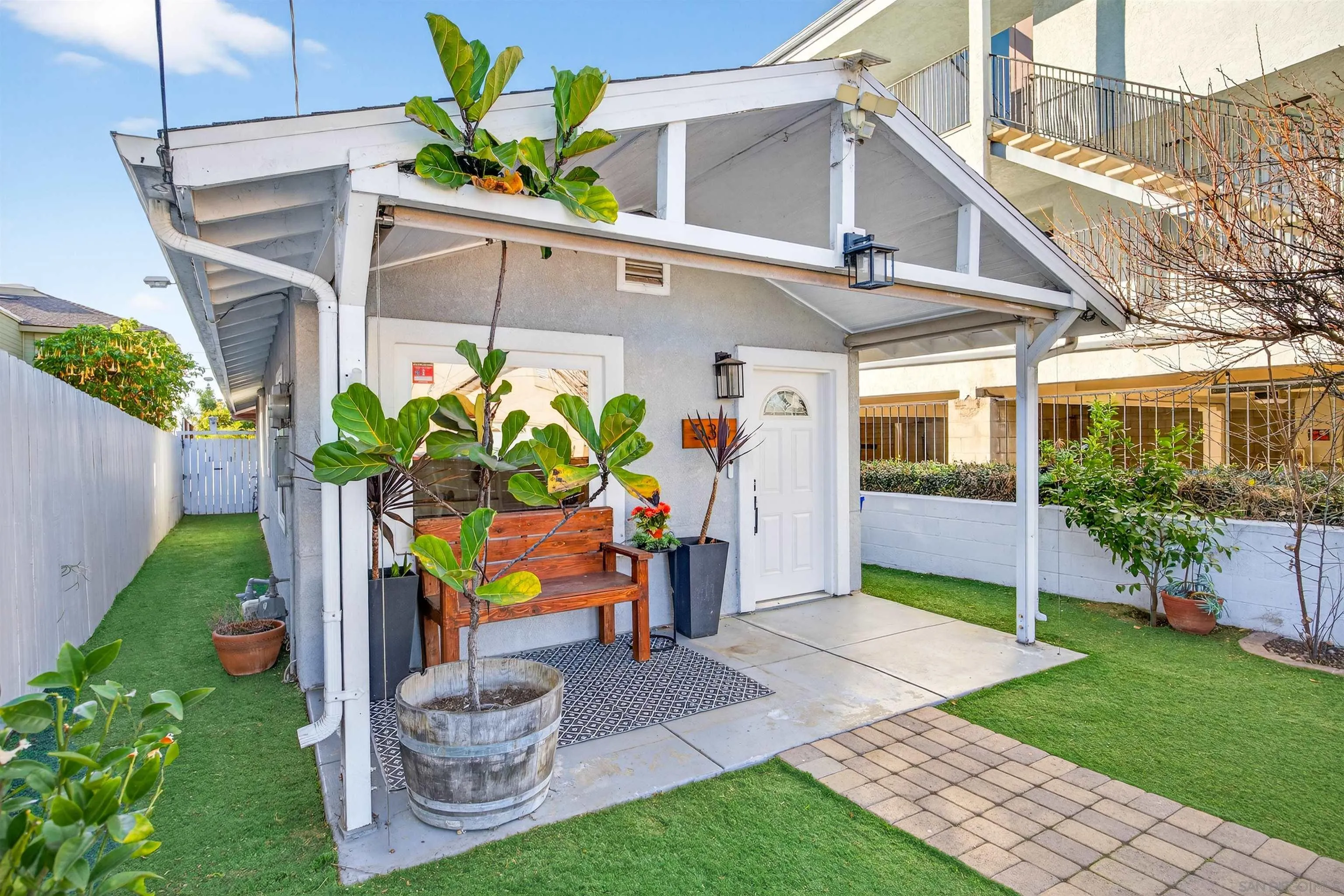 https://cdn.realtyfeed.com/cdn/127/260022125/3754b36978a30880b6d52dd205dee725.webp