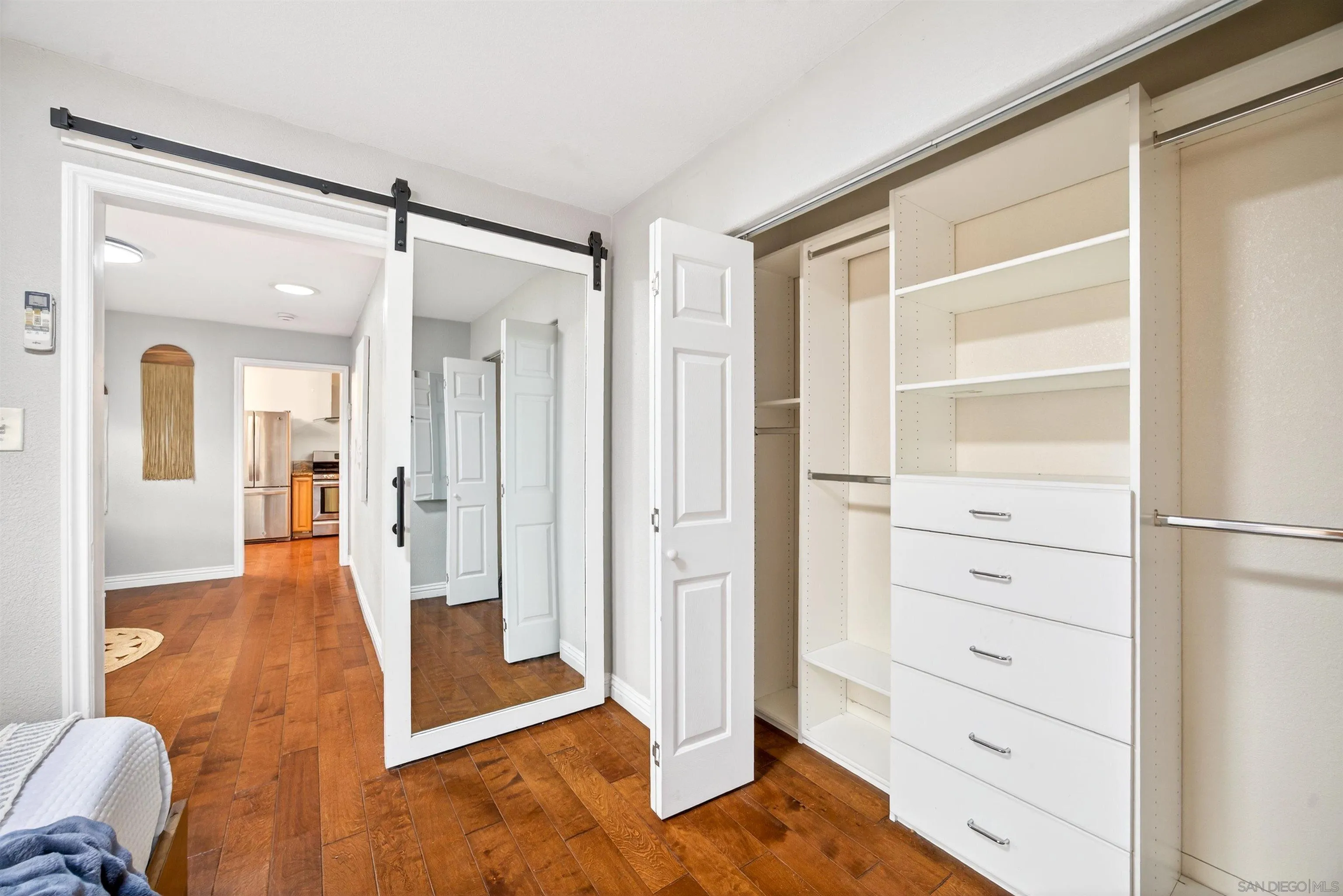 https://cdn.realtyfeed.com/cdn/127/260022125/4323911d2adb701974f83e34a6e35db0.webp