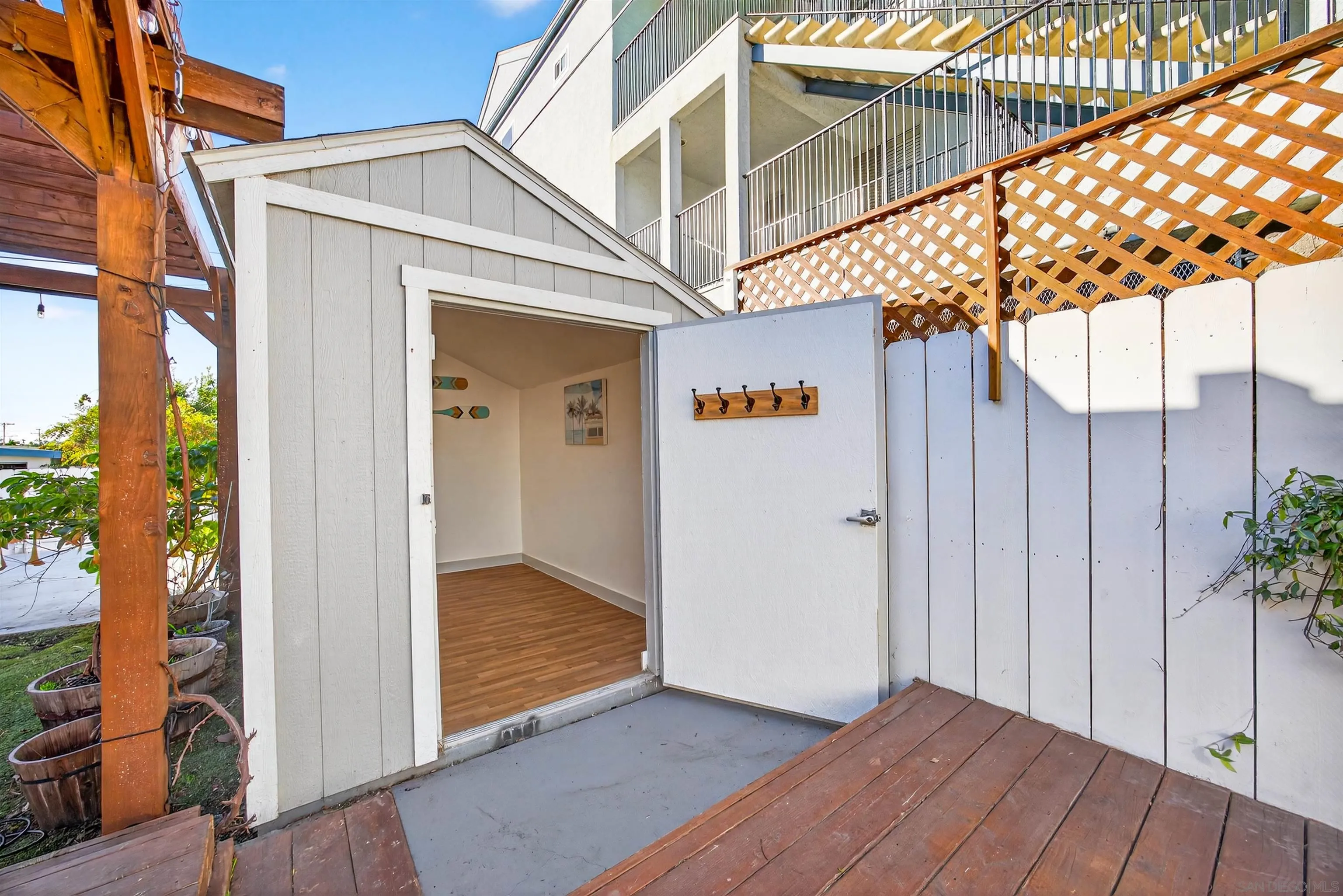 https://cdn.realtyfeed.com/cdn/127/260022125/b1ca15a7f035452af56d8b6775fe1458.webp