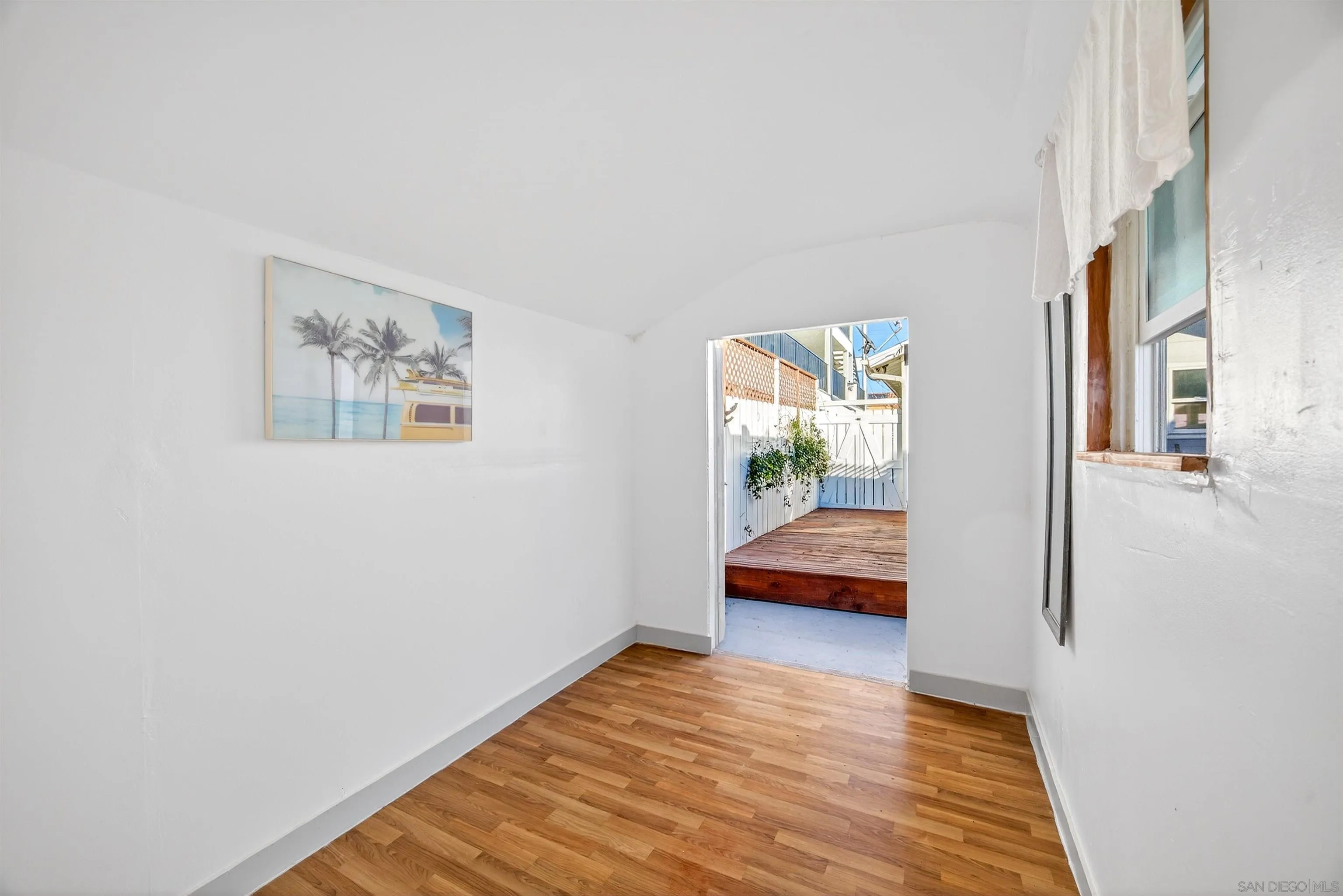 https://cdn.realtyfeed.com/cdn/127/260022125/c9049eb8681306956a53b9437cdc220a.webp