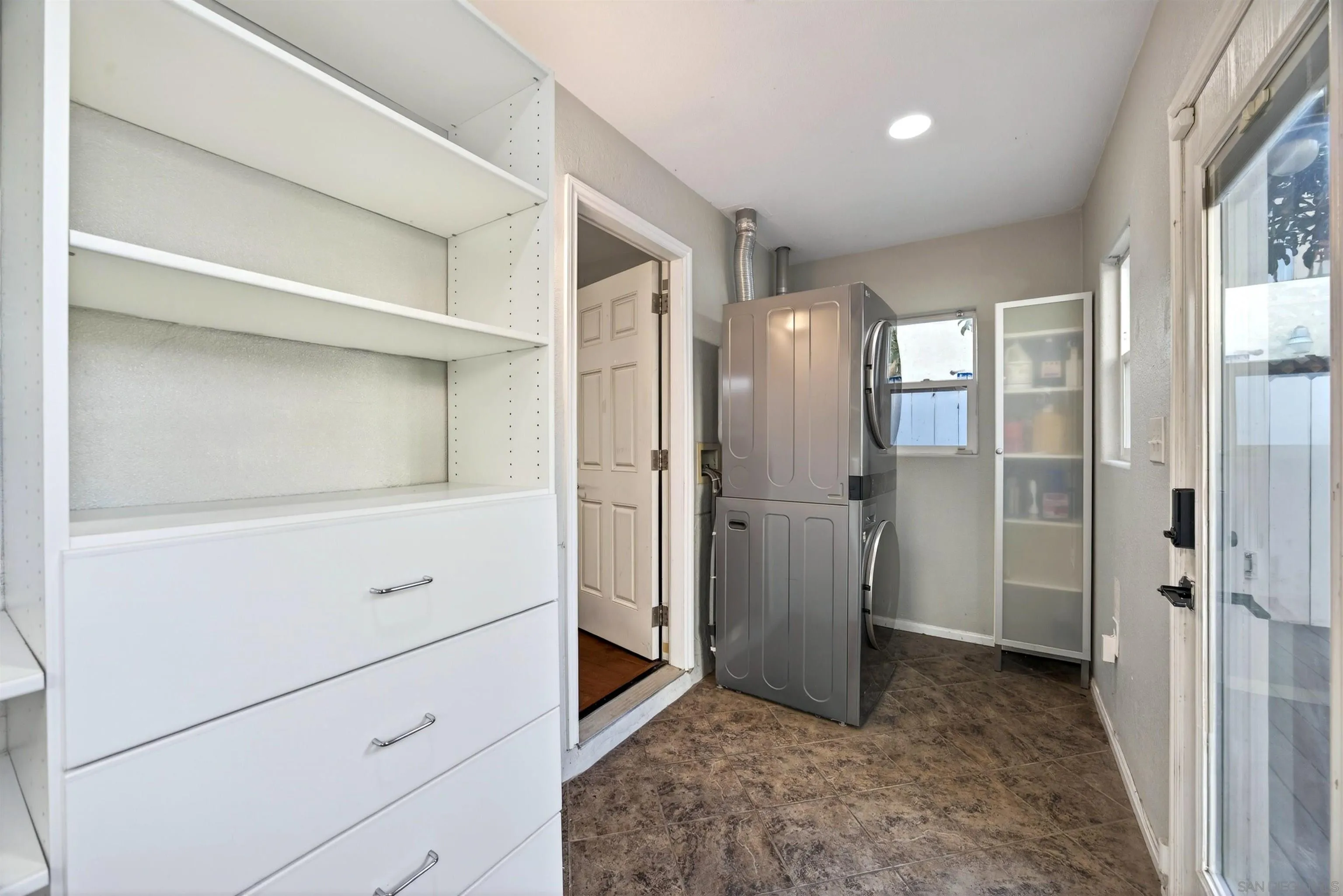 https://cdn.realtyfeed.com/cdn/127/260022125/f36b29410b44e649c63b7bc35f1af1eb.webp