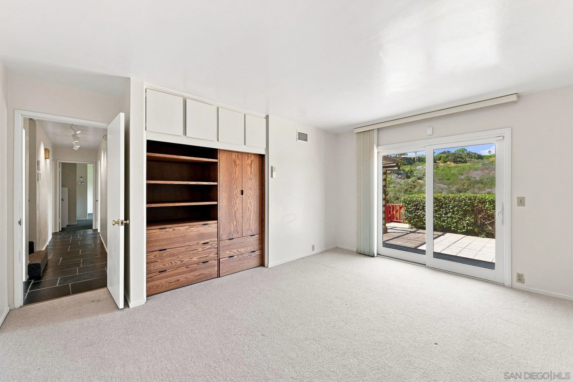 https://cdn.realtyfeed.com/cdn/127/260022127/03d88ab7259507cc6cd6b1de3849203c.webp