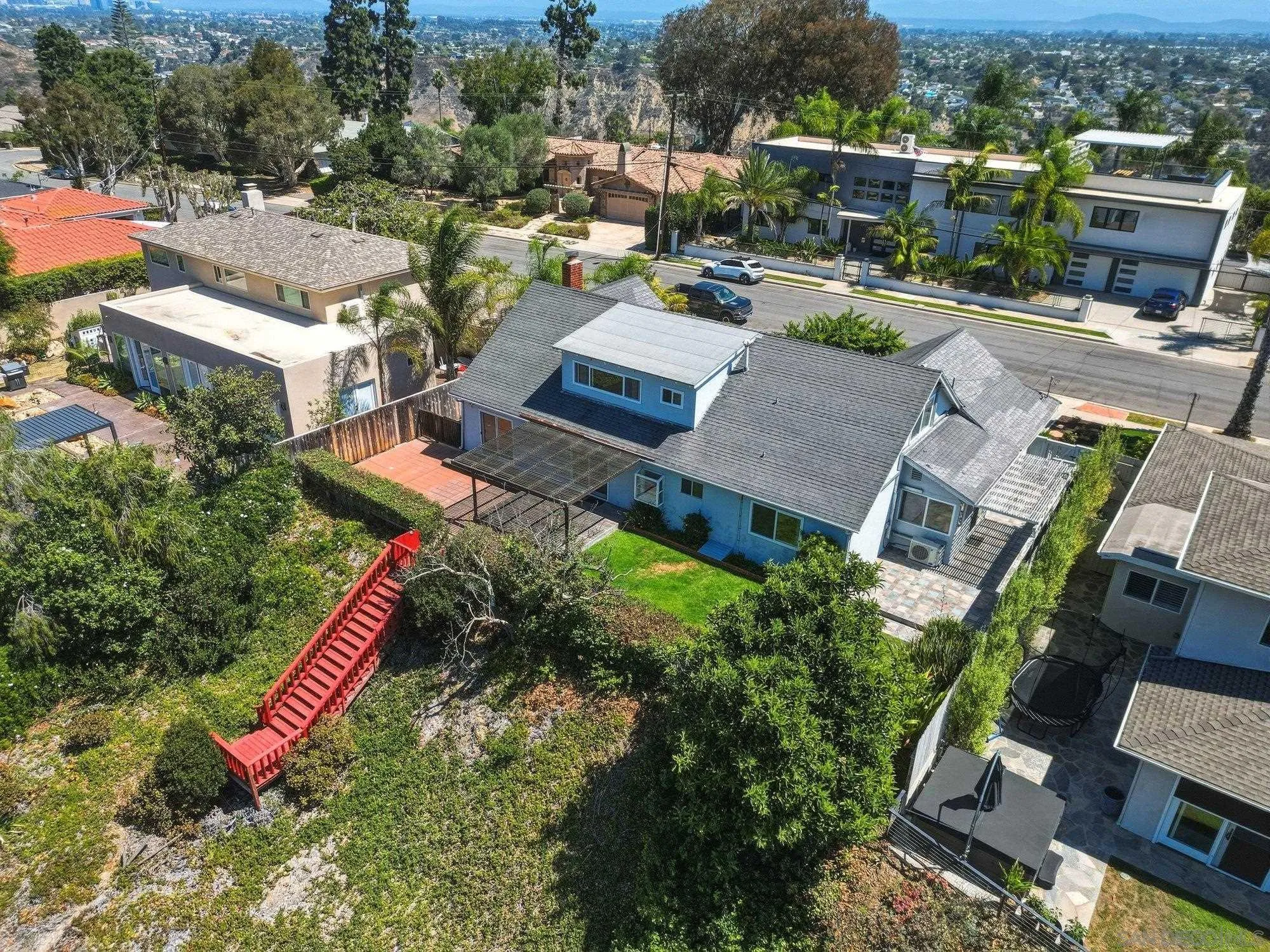 https://cdn.realtyfeed.com/cdn/127/260022127/5b23c2500431393f6310e2a13a0b28dc.webp