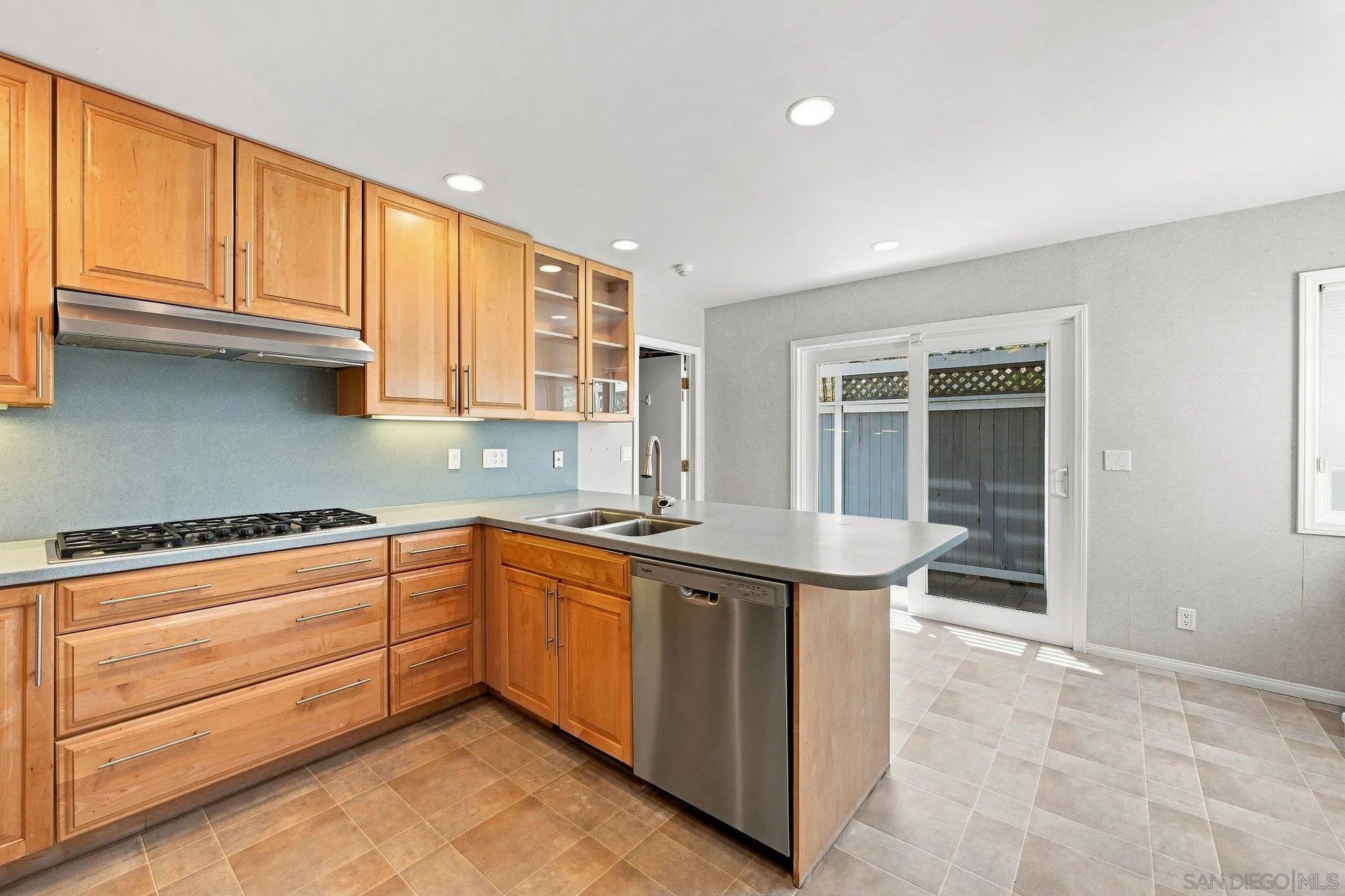 https://cdn.realtyfeed.com/cdn/127/260022127/628a66e36f0f62e05c5e519633590977.webp