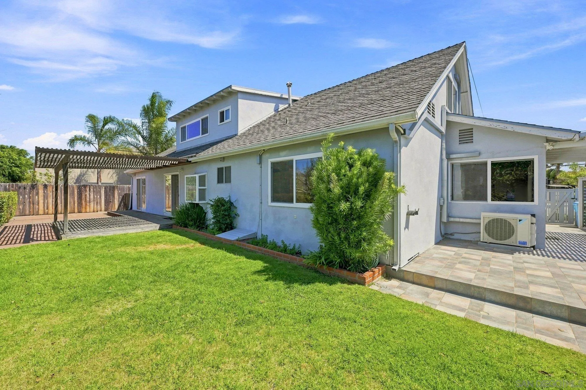 https://cdn.realtyfeed.com/cdn/127/260022127/de952ef7ed91d98304704505471100a1.webp