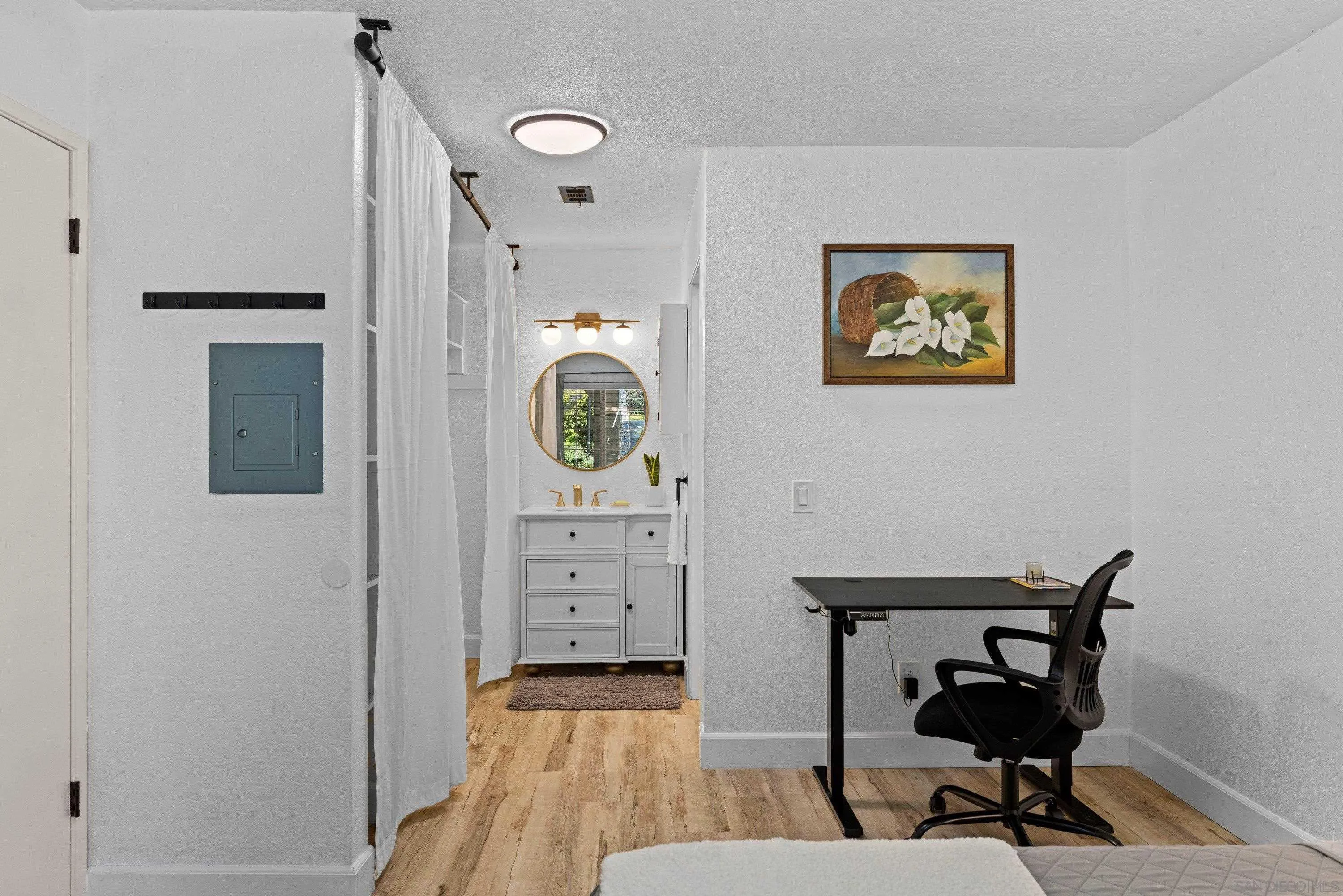 https://cdn.realtyfeed.com/cdn/127/260022132/5d4f7b7113a589b90984080a3c7e74a2.webp