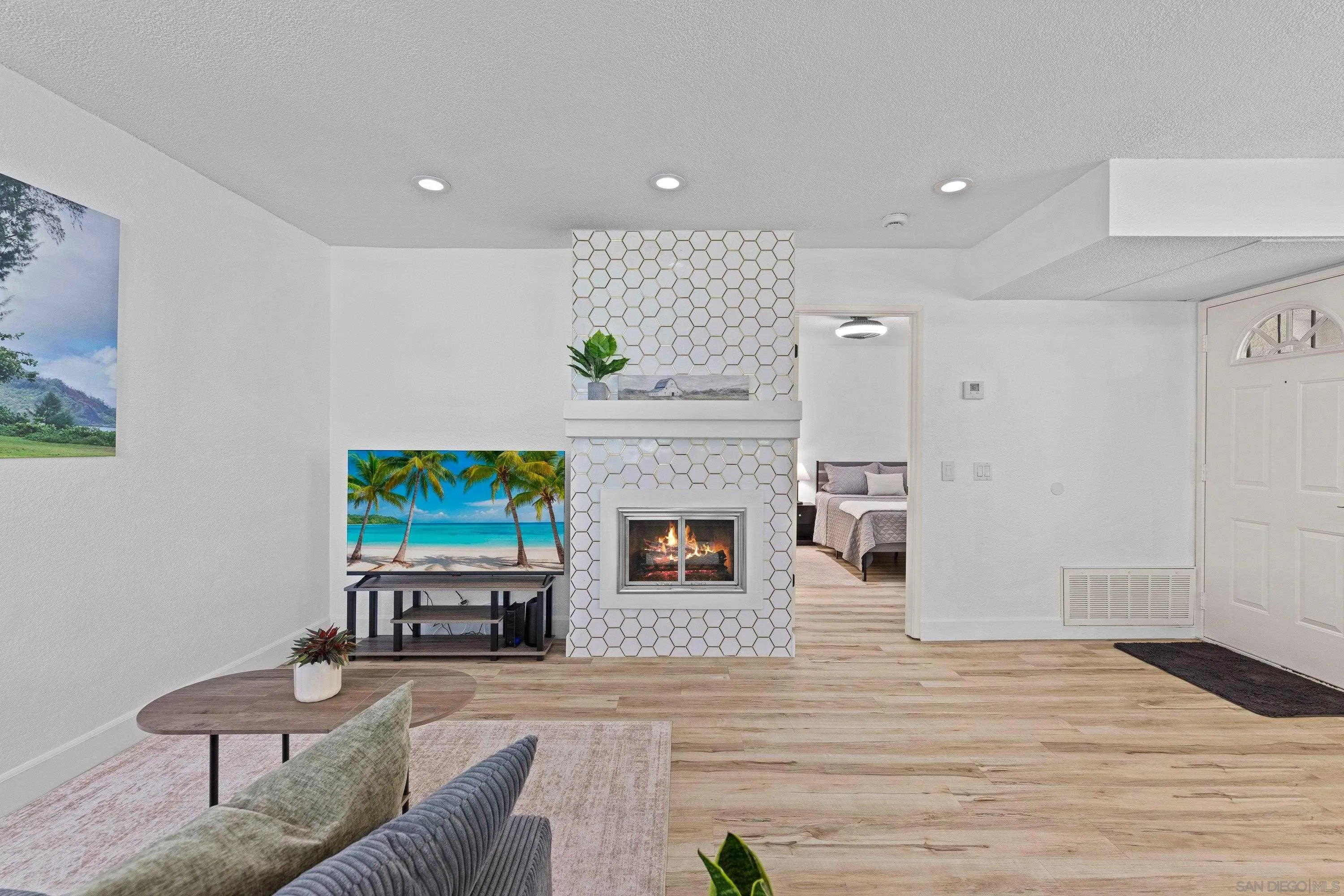 https://cdn.realtyfeed.com/cdn/127/260022132/8c037c77d4cc5c18f193460e4073c379.webp
