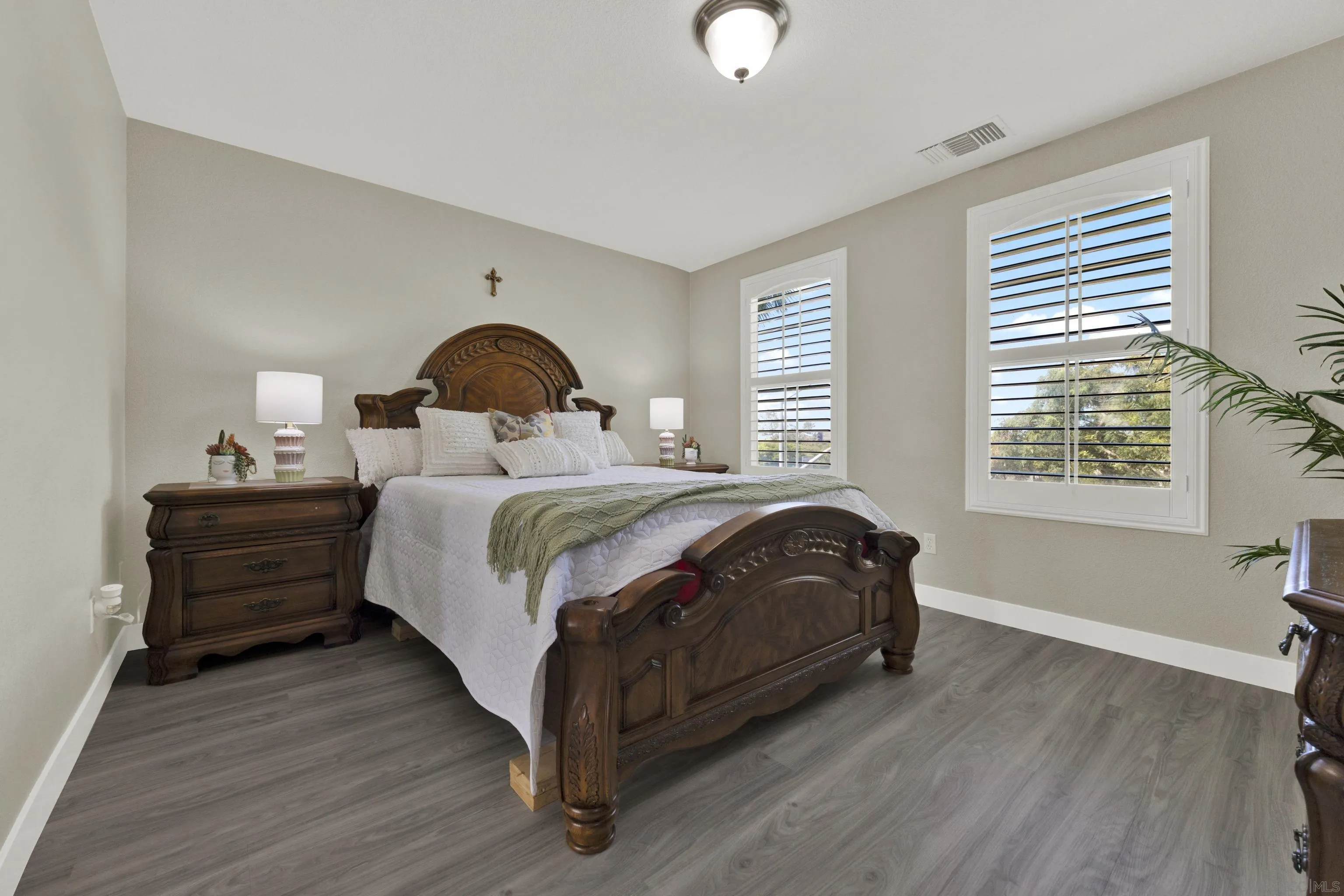 https://cdn.realtyfeed.com/cdn/127/260022138/0d40c53ef73368b0e09123a70eb9c1ce.webp