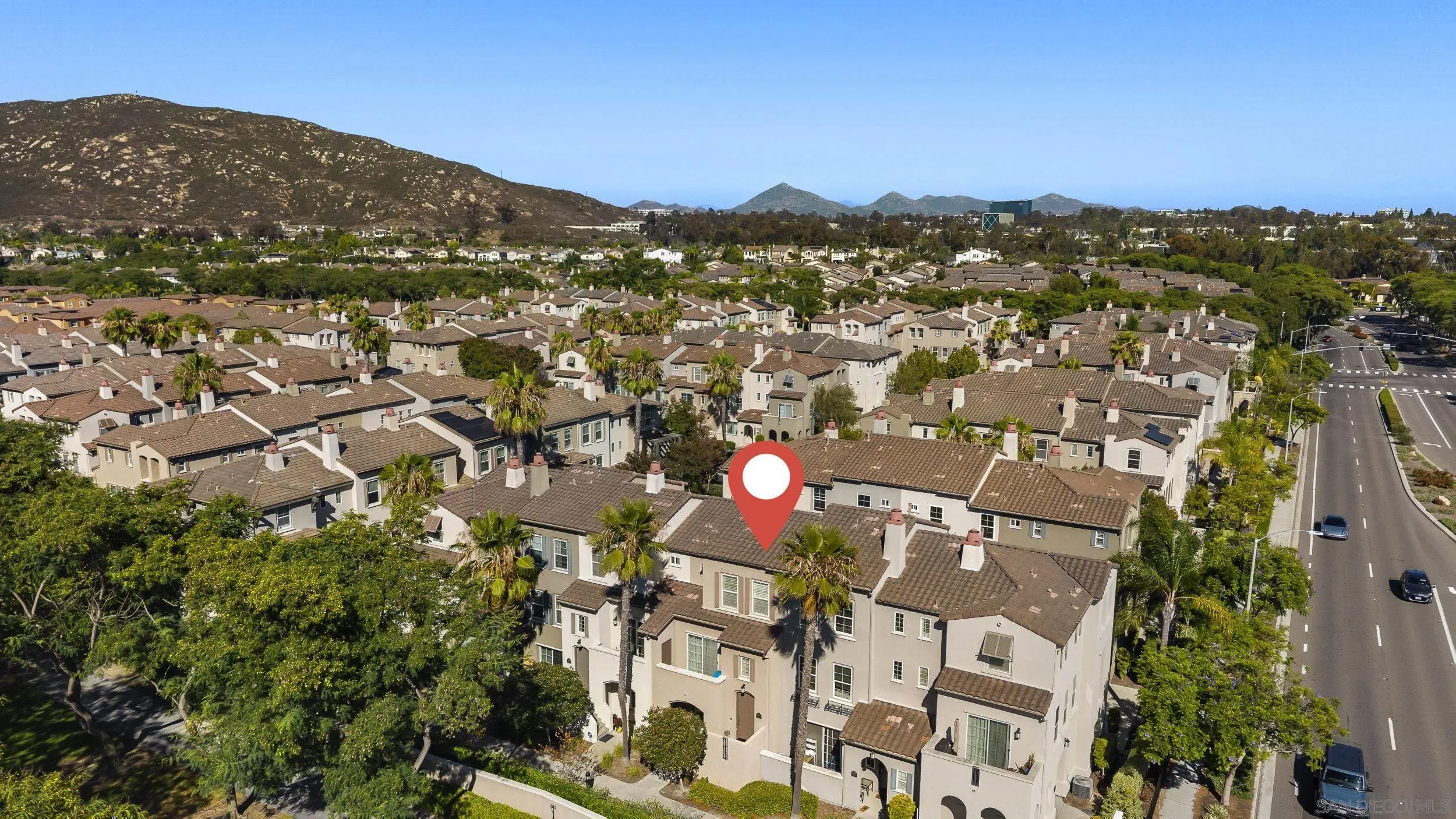 https://cdn.realtyfeed.com/cdn/127/260022138/8885927dbdb683d5d494674cace8a993.webp