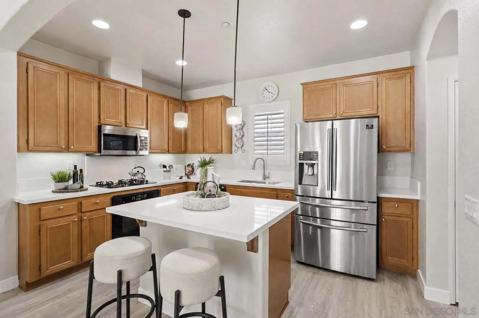 https://cdn.realtyfeed.com/cdn/127/260022138/95c7056f2fd3f77b8c643f6ef29a88b3.webp