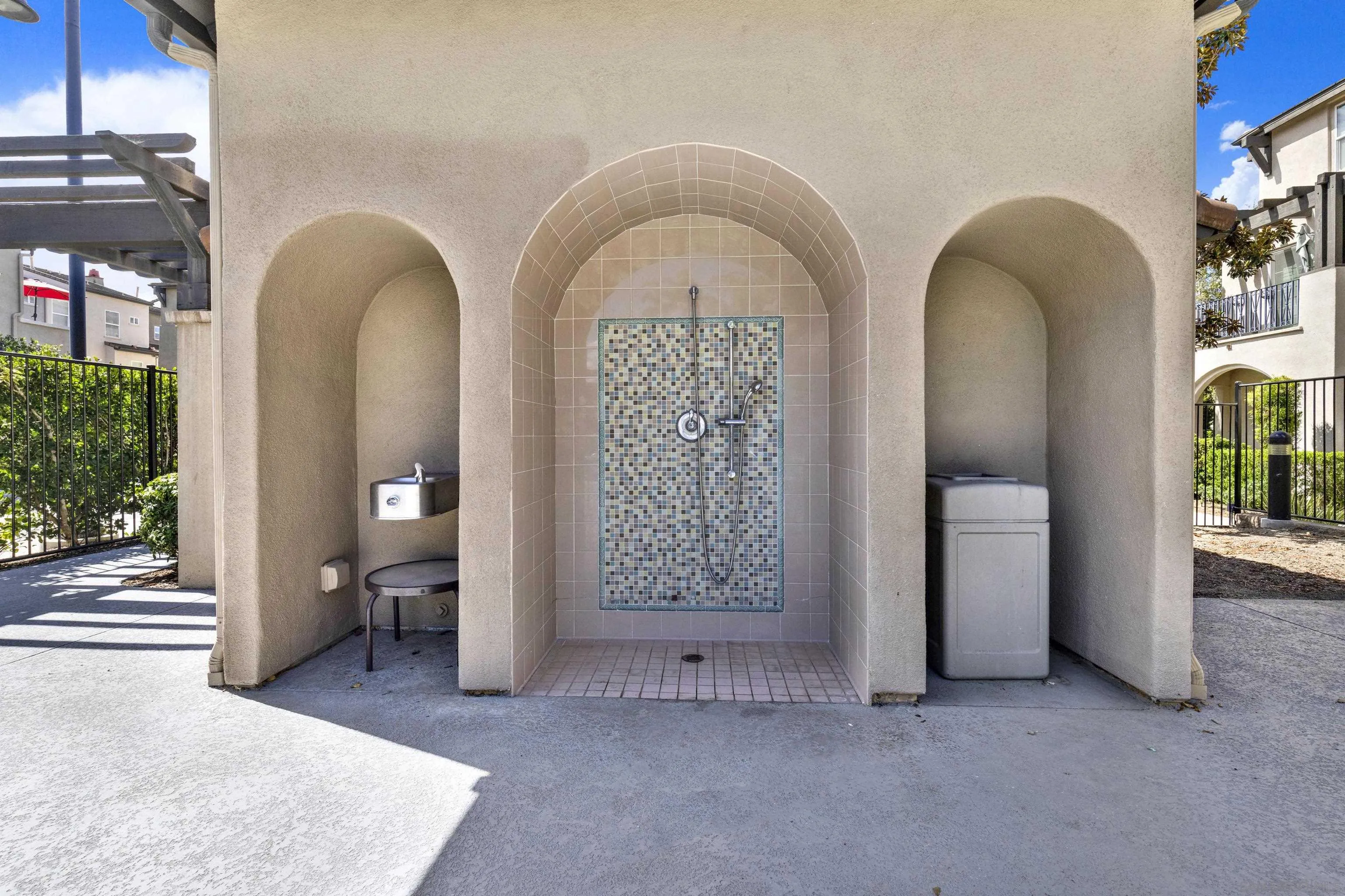 https://cdn.realtyfeed.com/cdn/127/260022138/f01c28b2ee00662ab30b019f4ebc6d78.webp
