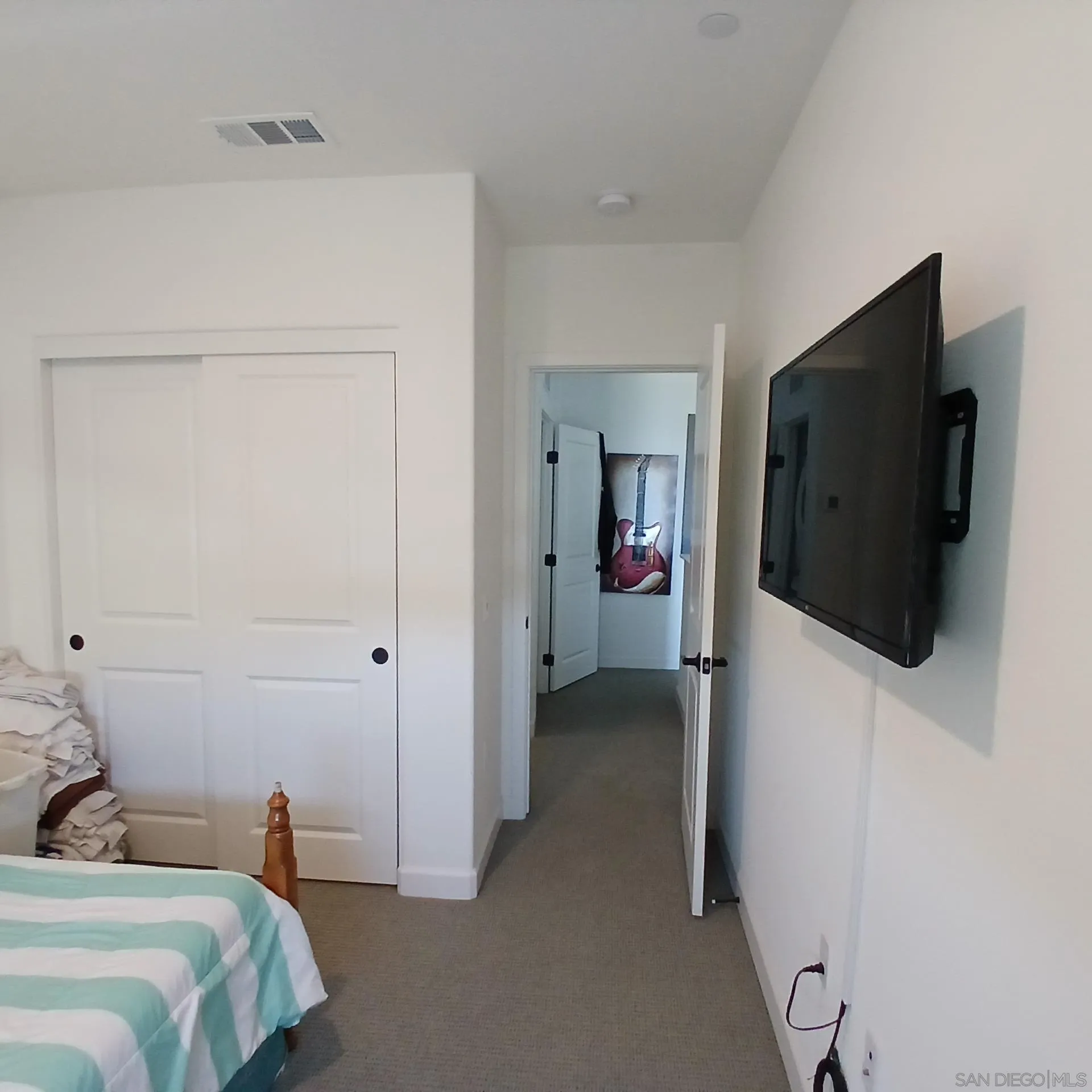 https://cdn.realtyfeed.com/cdn/127/260022141/c377f0dd59faa954c73a79beb79a6de0.webp