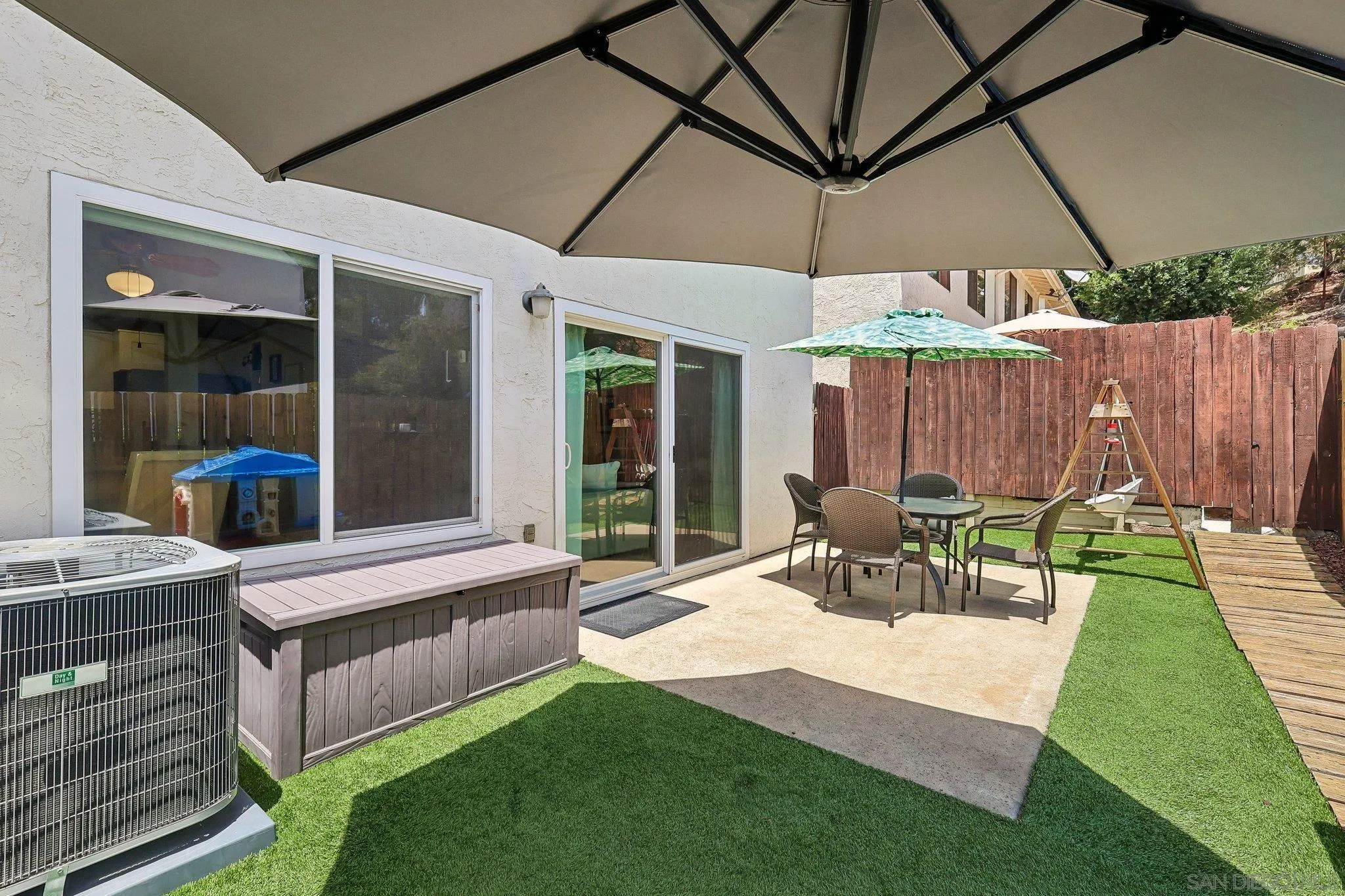 https://cdn.realtyfeed.com/cdn/127/260022147/2bd9ba71ba1823141ea14c0d952ce936.webp