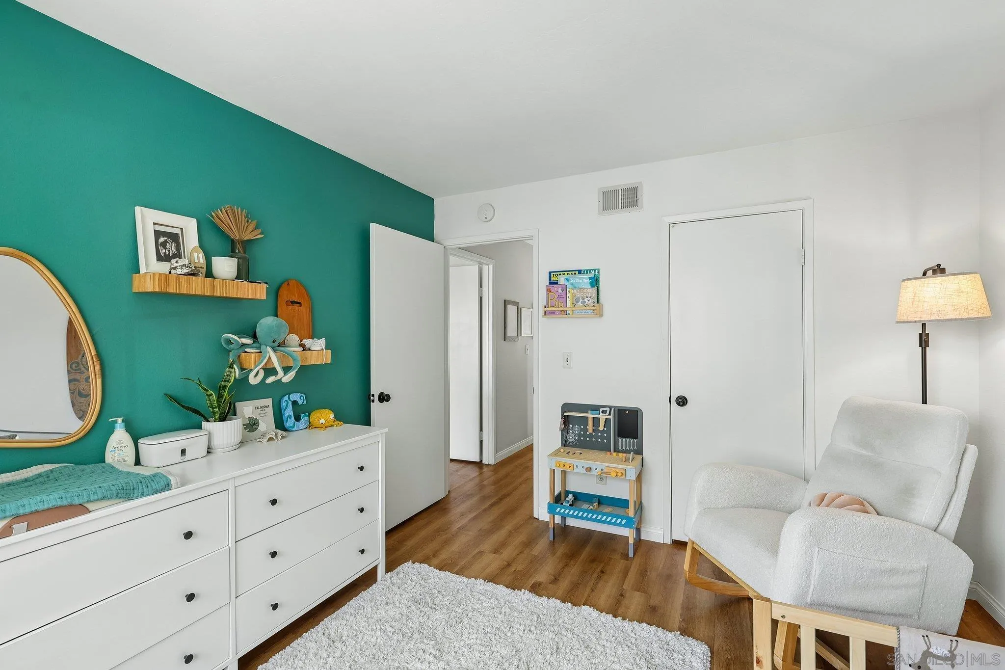 https://cdn.realtyfeed.com/cdn/127/260022147/ac9572c9d58f16f7299e819ad73ad8a9.webp