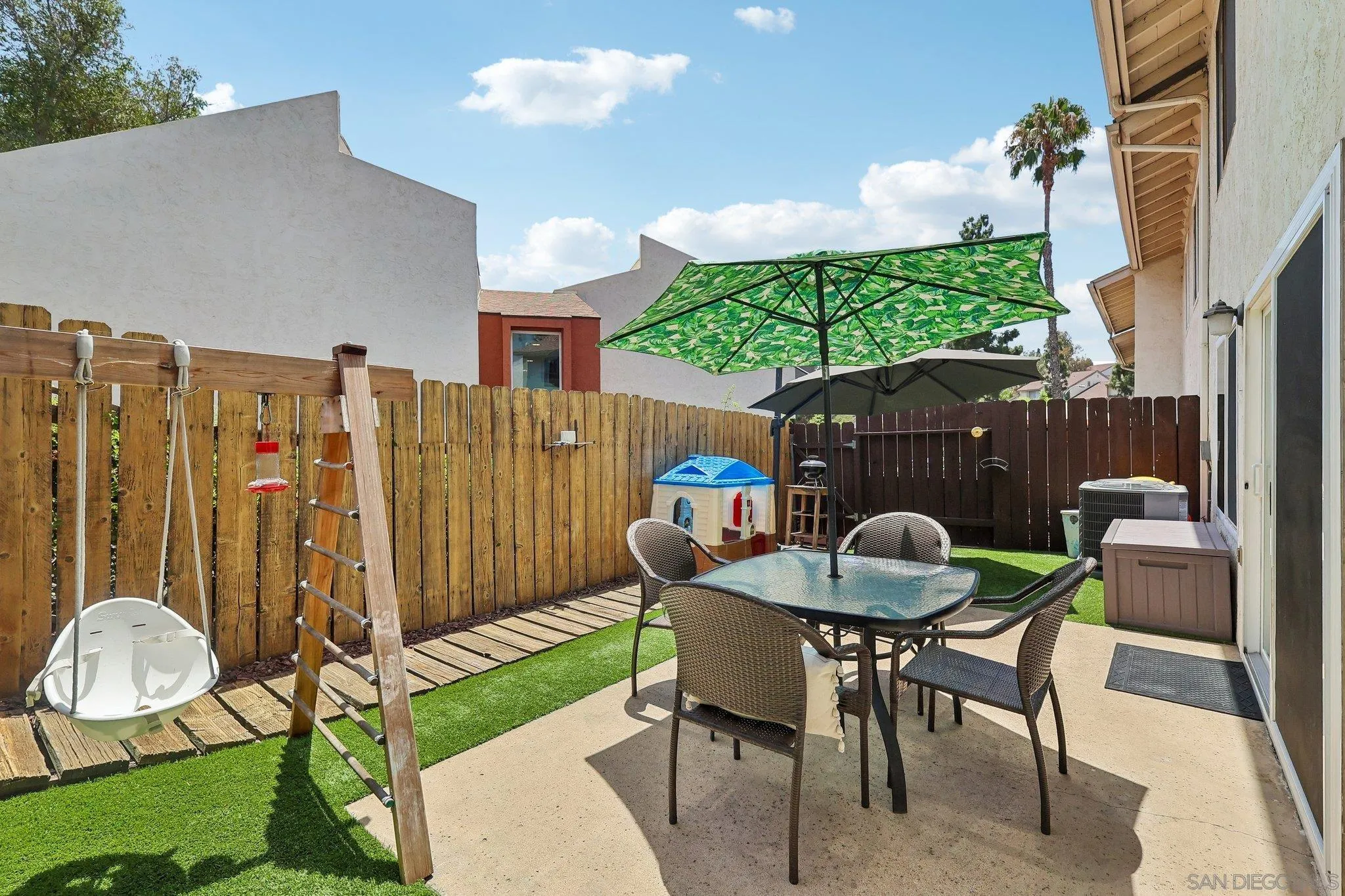 https://cdn.realtyfeed.com/cdn/127/260022147/bfa4db252e64e0272e583fcdc3942ad4.webp