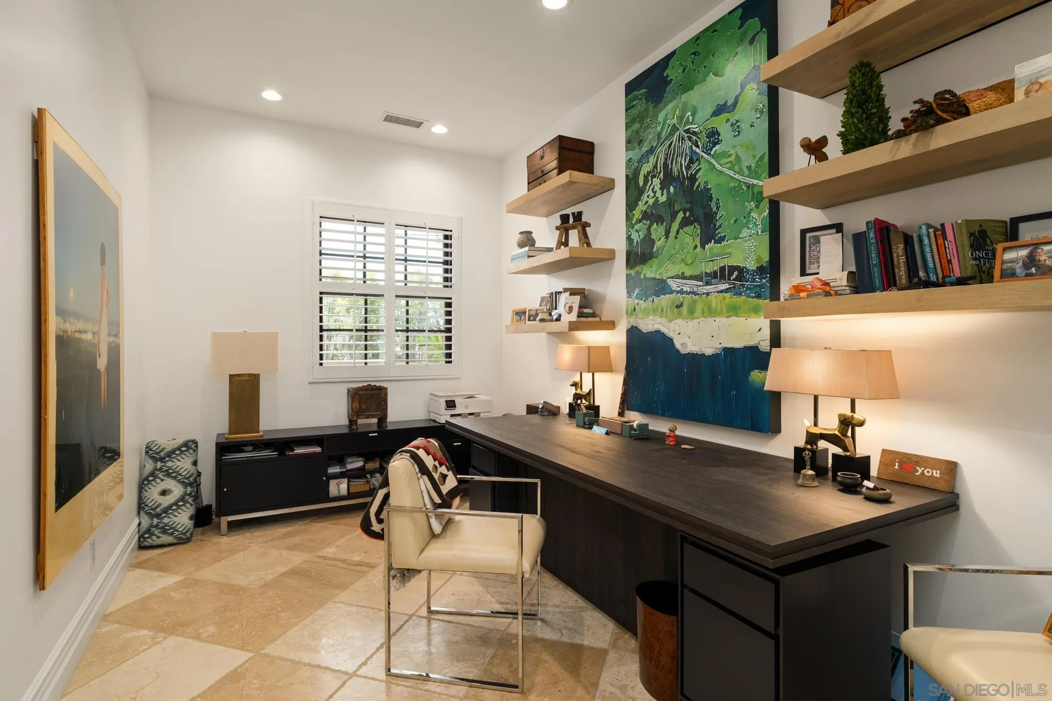 https://cdn.realtyfeed.com/cdn/127/260022148/1087862e2c77c8fffec1bd66c6f85c99.webp
