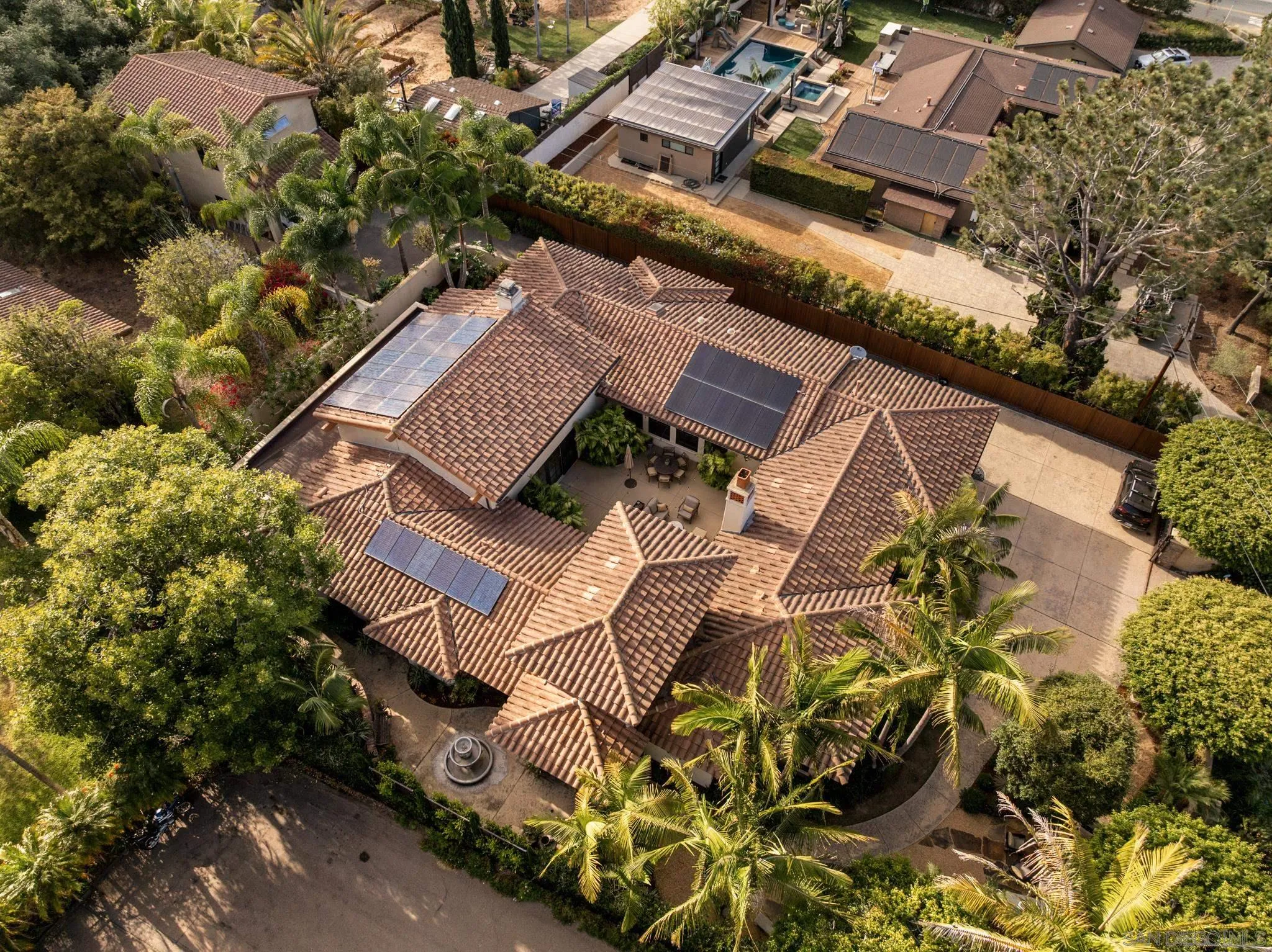 https://cdn.realtyfeed.com/cdn/127/260022148/11f2b0a5e968edcbbb1b1a7ded9382c1.webp