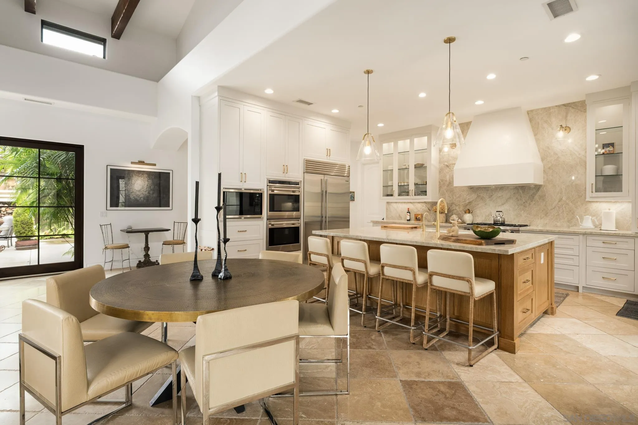 https://cdn.realtyfeed.com/cdn/127/260022148/2978ffb4928d61e765b623780b7b144f.webp