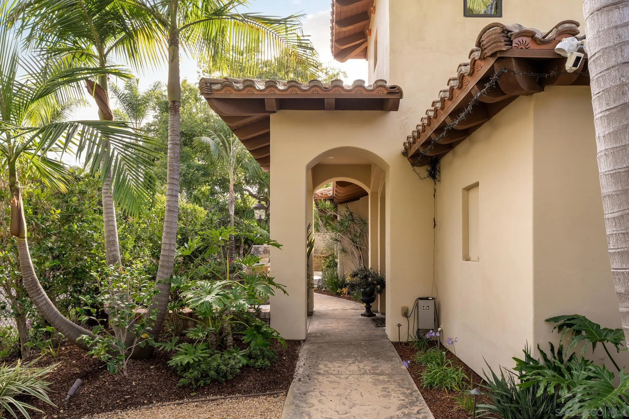 https://cdn.realtyfeed.com/cdn/127/260022148/9d174a38453fccd8a589b902102b6406.webp
