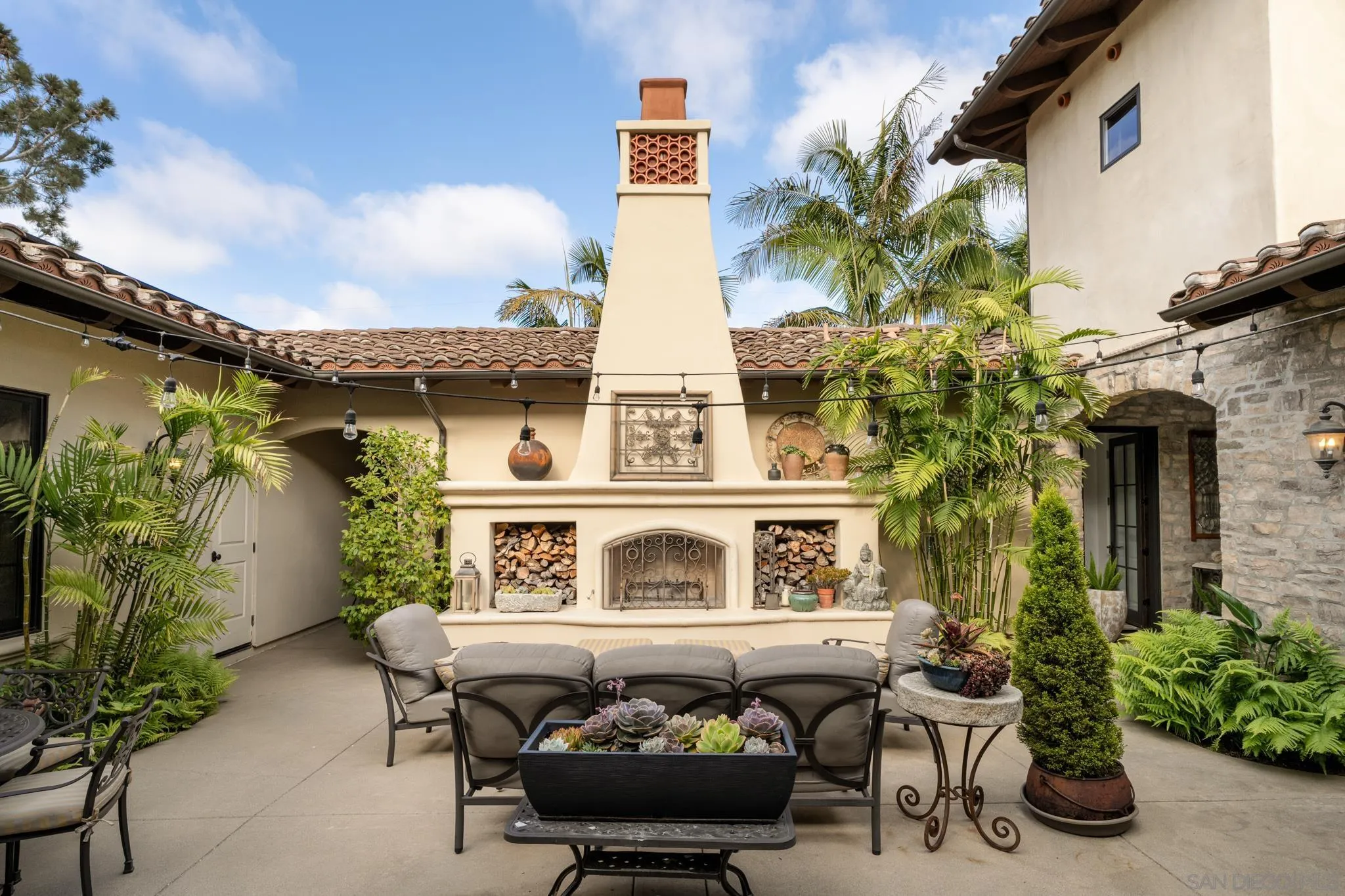 https://cdn.realtyfeed.com/cdn/127/260022148/acdef41bd9fa36fd03f18e7dcaa56900.webp