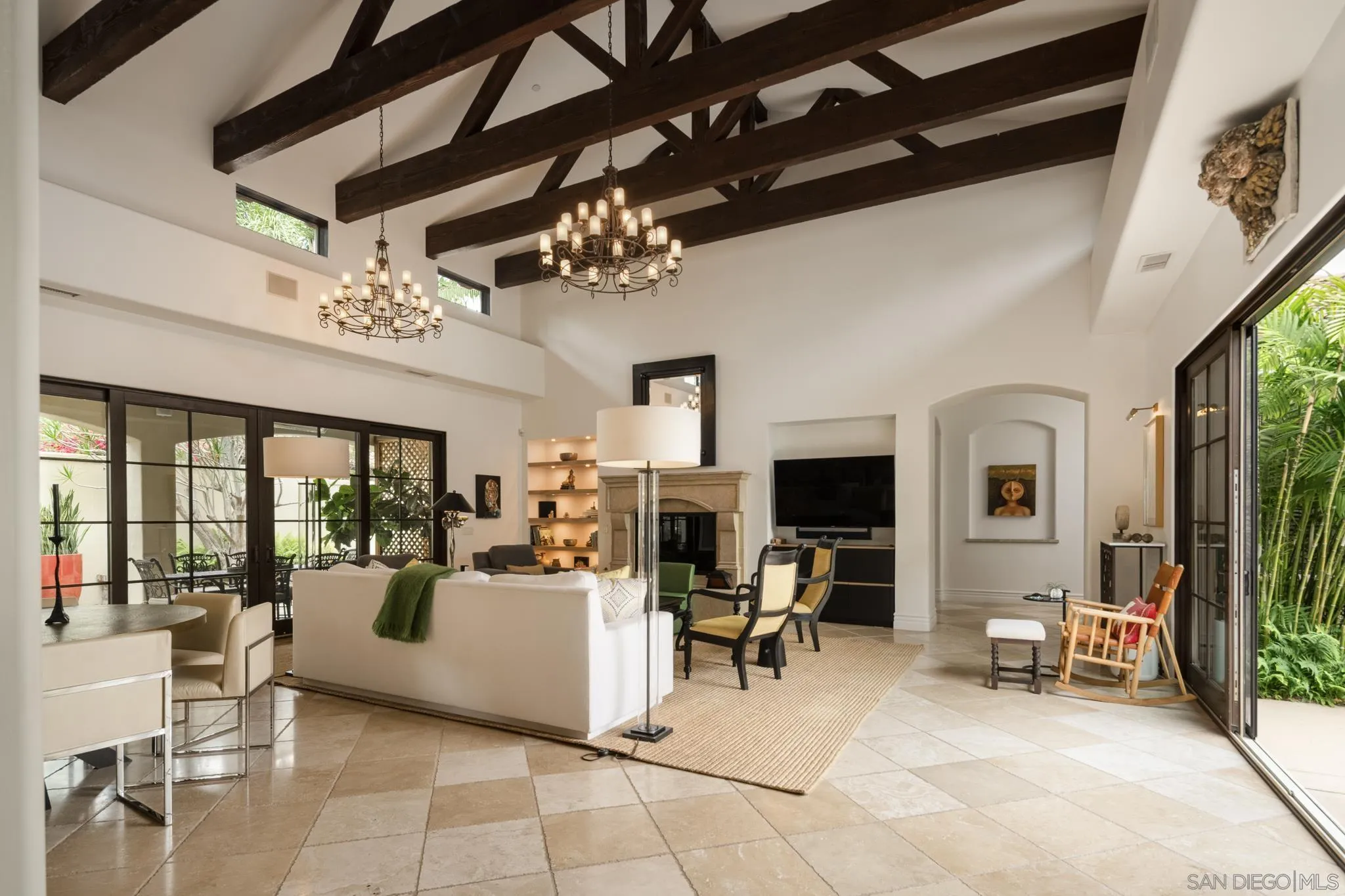 https://cdn.realtyfeed.com/cdn/127/260022148/d724916e859b8623c78cc17da3282d03.webp