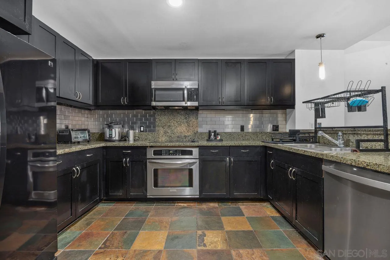 1150 J St Unit 524, San Diego, CA 92101 - Photo 3 of 36, San Diego, CA