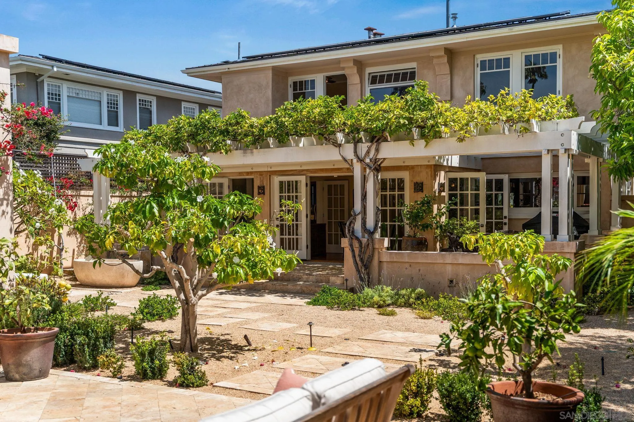 https://cdn.realtyfeed.com/cdn/127/260022158/a879152a8c69576e61d0e988b6a0f927.webp