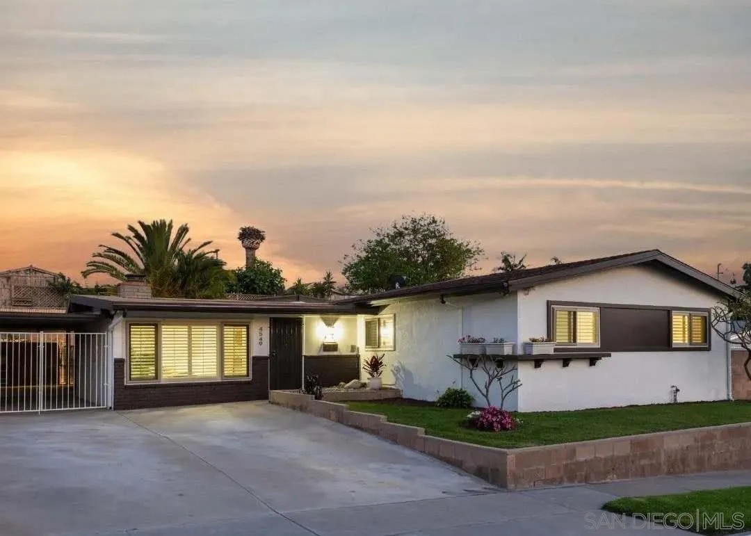 https://cdn.realtyfeed.com/cdn/127/260022165/2b99b9f5e337e8e37f46ee824deef60d.webp