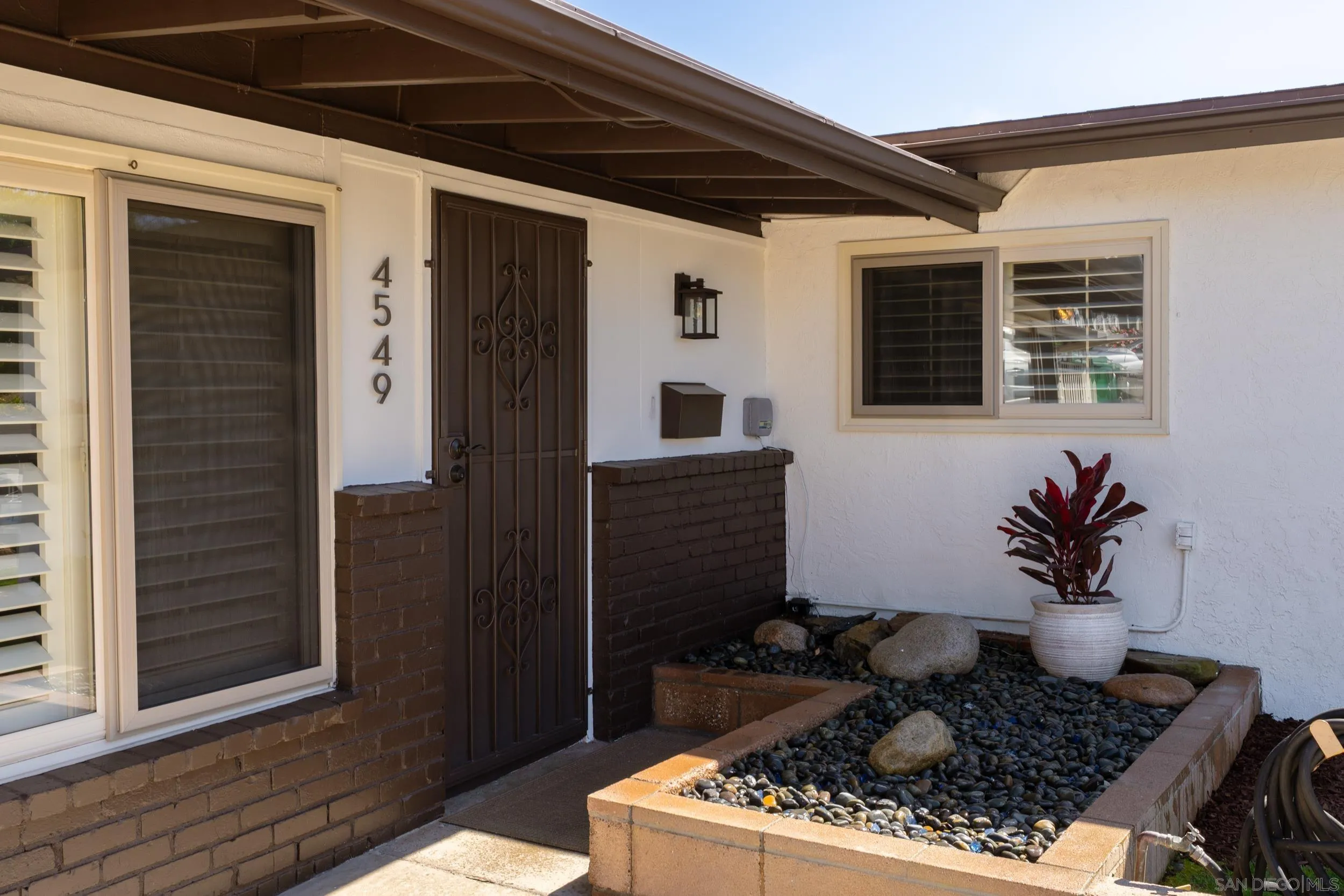 https://cdn.realtyfeed.com/cdn/127/260022165/d1ec7236a0ab9cb00854df60c4327e51.webp